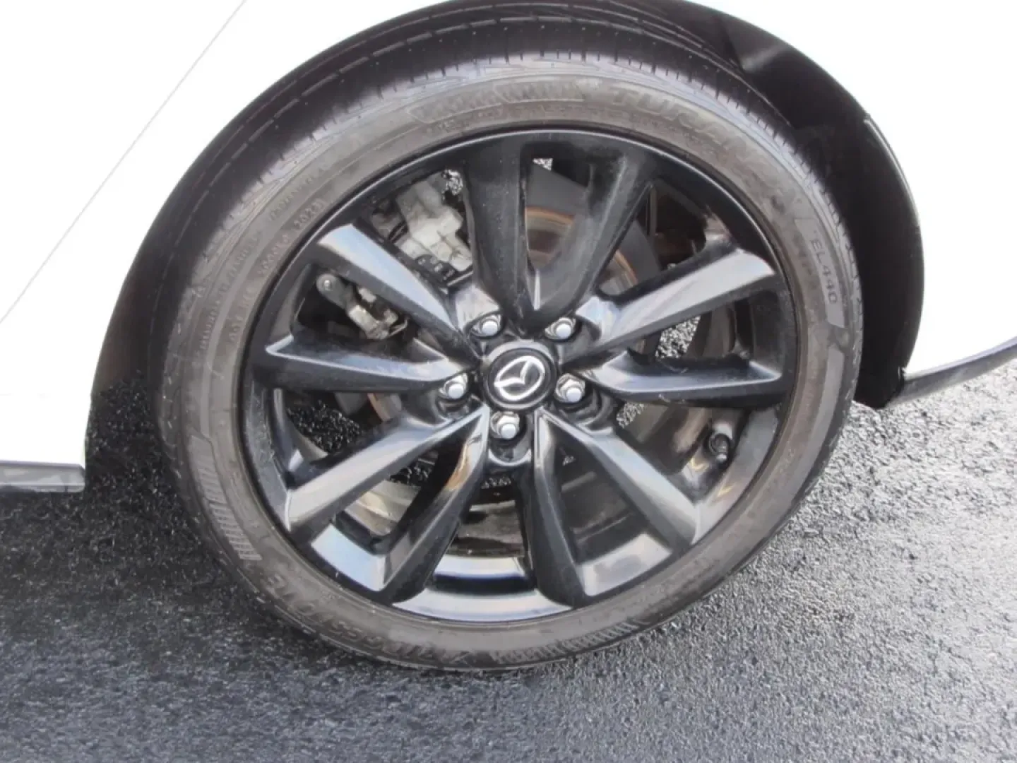 2025 /Red Mazda Mazda3 2.5 S Premium Package (JM1BPAMMXS1) with an 2.5L L4 DOHC 16V engine, 6A transmission, located at 12836 Highway 21, De Soto, MO, 63020, (636) 337-7777, 38.151867, -90.575615 - **Elevate Your Daily Commute with the 2025 Mazda3 Hatchback! Perfect for Budget-Conscious Buyers in De Soto, MO**<br /> <br /> Are you ready to transform your everyday drives into enjoyable journeys? The 2025 Mazda3 Hatchback is not just a car; it's a lifestyle upgrade, ideal for those seeking a sty - Photo#9