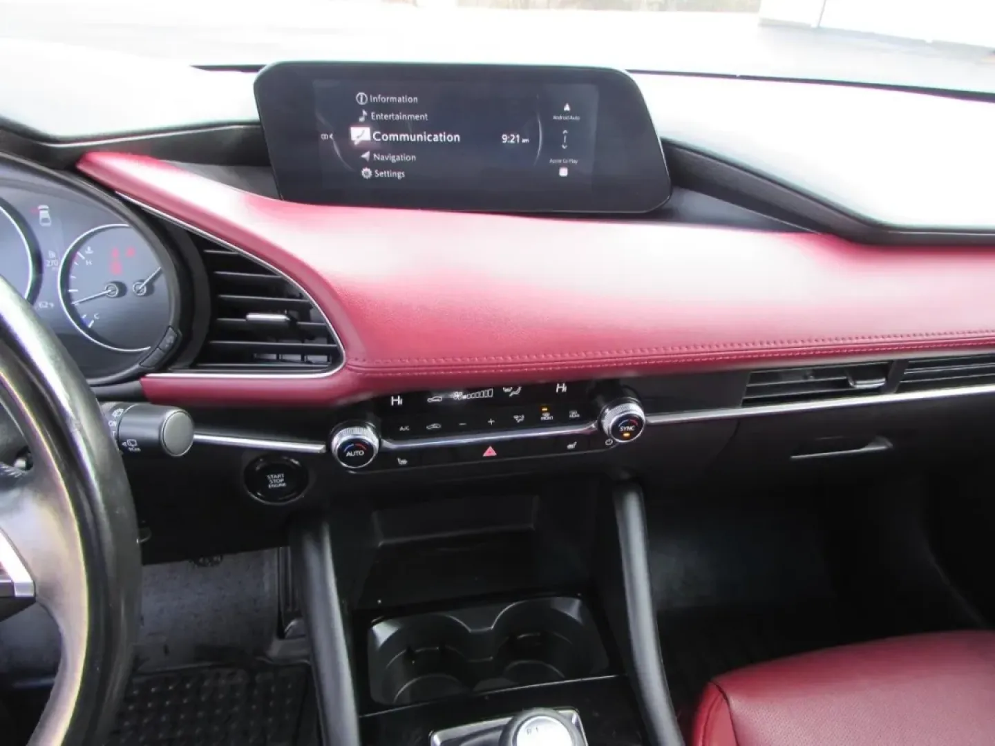 2025 /Red Mazda Mazda3 2.5 S Premium Package (JM1BPAMMXS1) with an 2.5L L4 DOHC 16V engine, 6A transmission, located at 12836 Highway 21, De Soto, MO, 63020, (636) 337-7777, 38.151867, -90.575615 - **Elevate Your Daily Commute with the 2025 Mazda3 Hatchback! Perfect for Budget-Conscious Buyers in De Soto, MO**<br /> <br /> Are you ready to transform your everyday drives into enjoyable journeys? The 2025 Mazda3 Hatchback is not just a car; it's a lifestyle upgrade, ideal for those seeking a sty - Photo#18