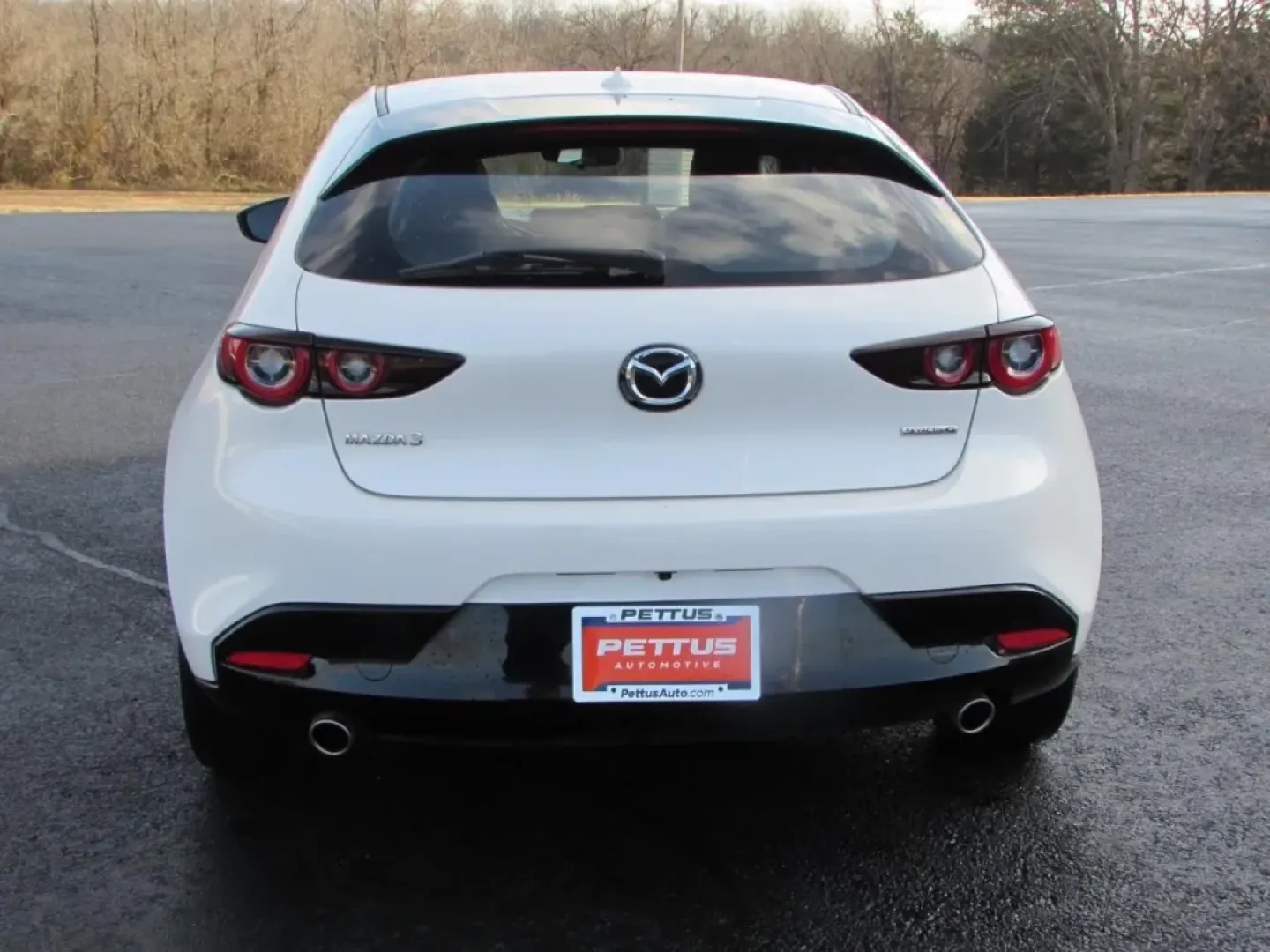 2025 /Red Mazda Mazda3 2.5 S Premium Package (JM1BPAMMXS1) with an 2.5L L4 DOHC 16V engine, 6A transmission, located at 12836 Highway 21, De Soto, MO, 63020, (636) 337-7777, 38.151867, -90.575615 - **Elevate Your Daily Commute with the 2025 Mazda3 Hatchback! Perfect for Budget-Conscious Buyers in De Soto, MO**<br /> <br /> Are you ready to transform your everyday drives into enjoyable journeys? The 2025 Mazda3 Hatchback is not just a car; it's a lifestyle upgrade, ideal for those seeking a sty - Photo#5