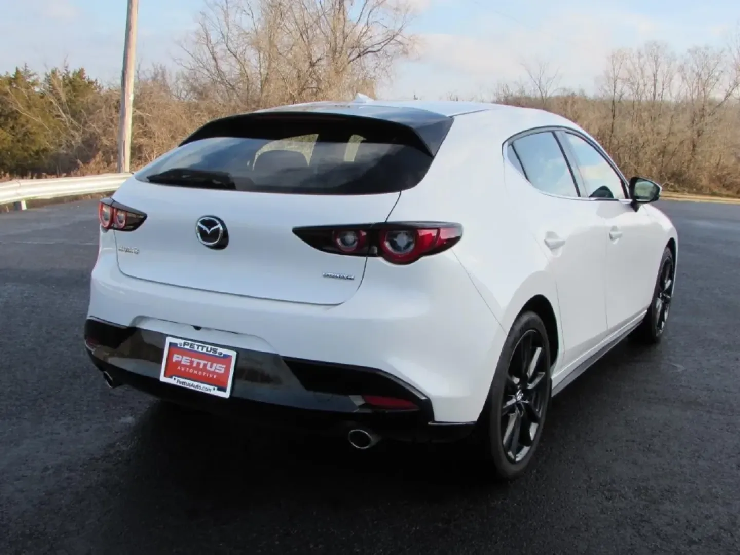 2025 /Red Mazda Mazda3 2.5 S Premium Package (JM1BPAMMXS1) with an 2.5L L4 DOHC 16V engine, 6A transmission, located at 12836 Highway 21, De Soto, MO, 63020, (636) 337-7777, 38.151867, -90.575615 - **Elevate Your Daily Commute with the 2025 Mazda3 Hatchback! Perfect for Budget-Conscious Buyers in De Soto, MO**<br /> <br /> Are you ready to transform your everyday drives into enjoyable journeys? The 2025 Mazda3 Hatchback is not just a car; it's a lifestyle upgrade, ideal for those seeking a sty - Photo#6