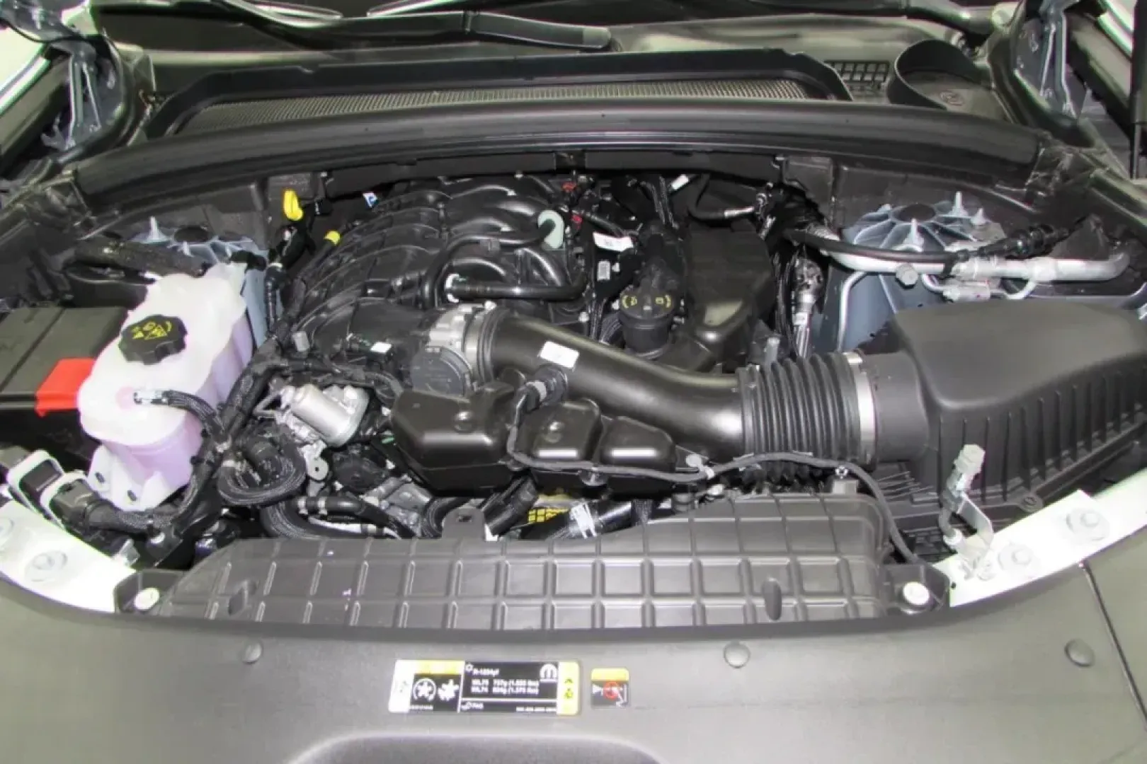 2025 /Global Black Leather Jeep Grand Cherokee Limited (1C4RJKBG9S8) with an Other engine, located at 12830 Highway 21, De Soto, MO, 63020, (636) 337-7777, 38.153099, -90.573624 - Embrace adventure and elevate your lifestyle with the stunning 2025 Jeep Grand Cherokee L Limited available at Pettus CDJR DeSoto! This impressive SUV is designed for those who seek both luxury and utility, making it the perfect choice for growing families, outdoor enthusiasts, and anyone in need of - Photo#7