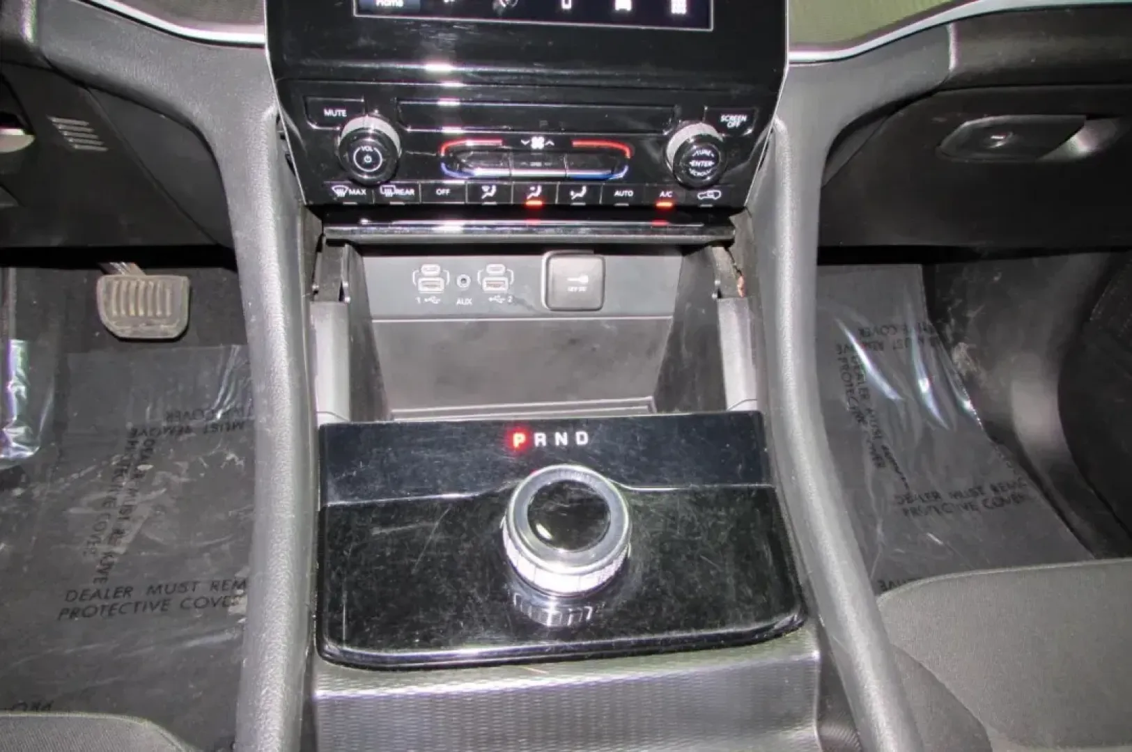 2024 /Global Black Cloth Jeep Grand Cherokee Laredo (1C4RJHAGXRC) with an Other engine, located at 12836 Highway 21, De Soto, MO, 63020, (636) 337-7777, 38.151867, -90.575615 - **Explore New Horizons with the 2024 Jeep Grand Cherokee Laredo at Pettus Ford De Soto!**<br /> <br /> Are you ready to elevate your driving experience and embark on unforgettable adventures? The 2024 Jeep Grand Cherokee Laredo is the perfect SUV for those seeking a blend of luxury and rugged capabi - Photo#21
