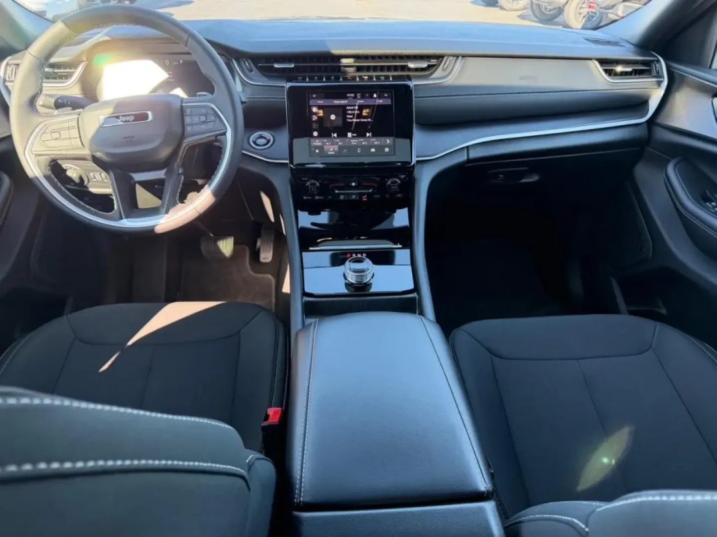 2025 /Global Black Cloth Jeep Grand Cherokee Laredo (1C4RJKAG2S8) with an 3.6L V6 24V VVT UPG I engine, Automatic transmission, located at 970 Woodlawn Dr., Farmington, MO, 63640, (573) 431-7800, 37.825642, -90.468674 - ### Embrace Adventure with the 2025 Jeep Grand Cherokee<br /> <br /> If you're seeking a vehicle that embodies versatility and adventure, look no further than the 2025 Jeep Grand Cherokee, now available at Pettus CDJR Farmington. This SUV is designed for those who crave exploration while prioritizin - Photo#12