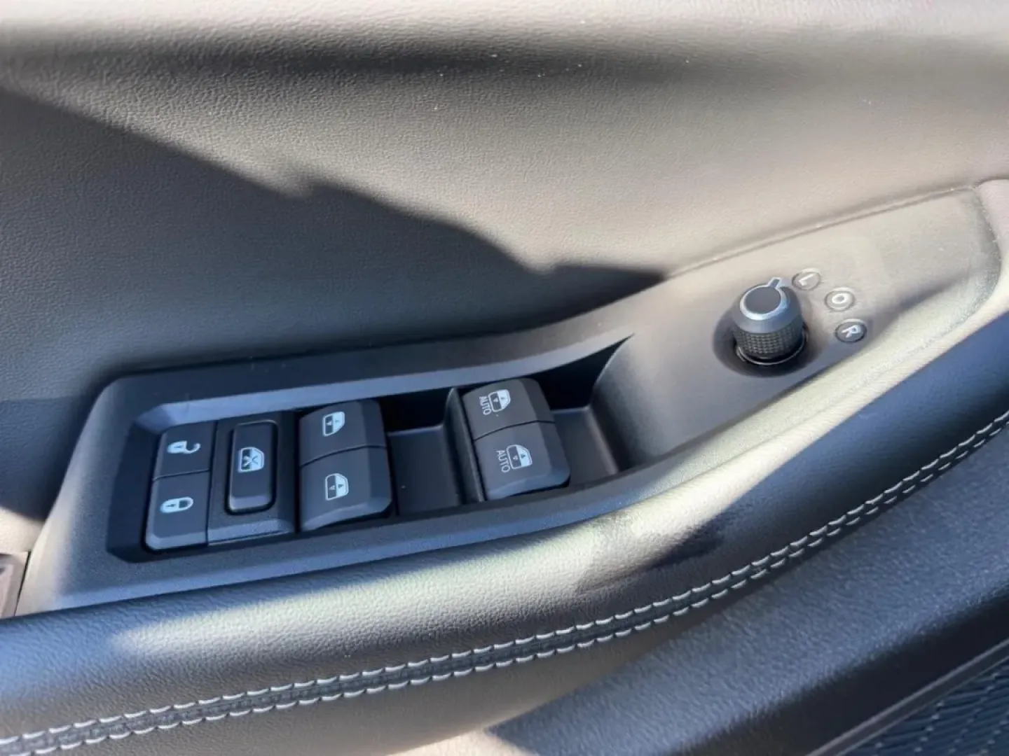 2025 /Global Black Cloth Jeep Grand Cherokee Laredo (1C4RJKAG2S8) with an 3.6L V6 24V VVT UPG I engine, Automatic transmission, located at 970 Woodlawn Dr., Farmington, MO, 63640, (573) 431-7800, 37.825642, -90.468674 - ### Embrace Adventure with the 2025 Jeep Grand Cherokee<br /> <br /> If you're seeking a vehicle that embodies versatility and adventure, look no further than the 2025 Jeep Grand Cherokee, now available at Pettus CDJR Farmington. This SUV is designed for those who crave exploration while prioritizin - Photo#20