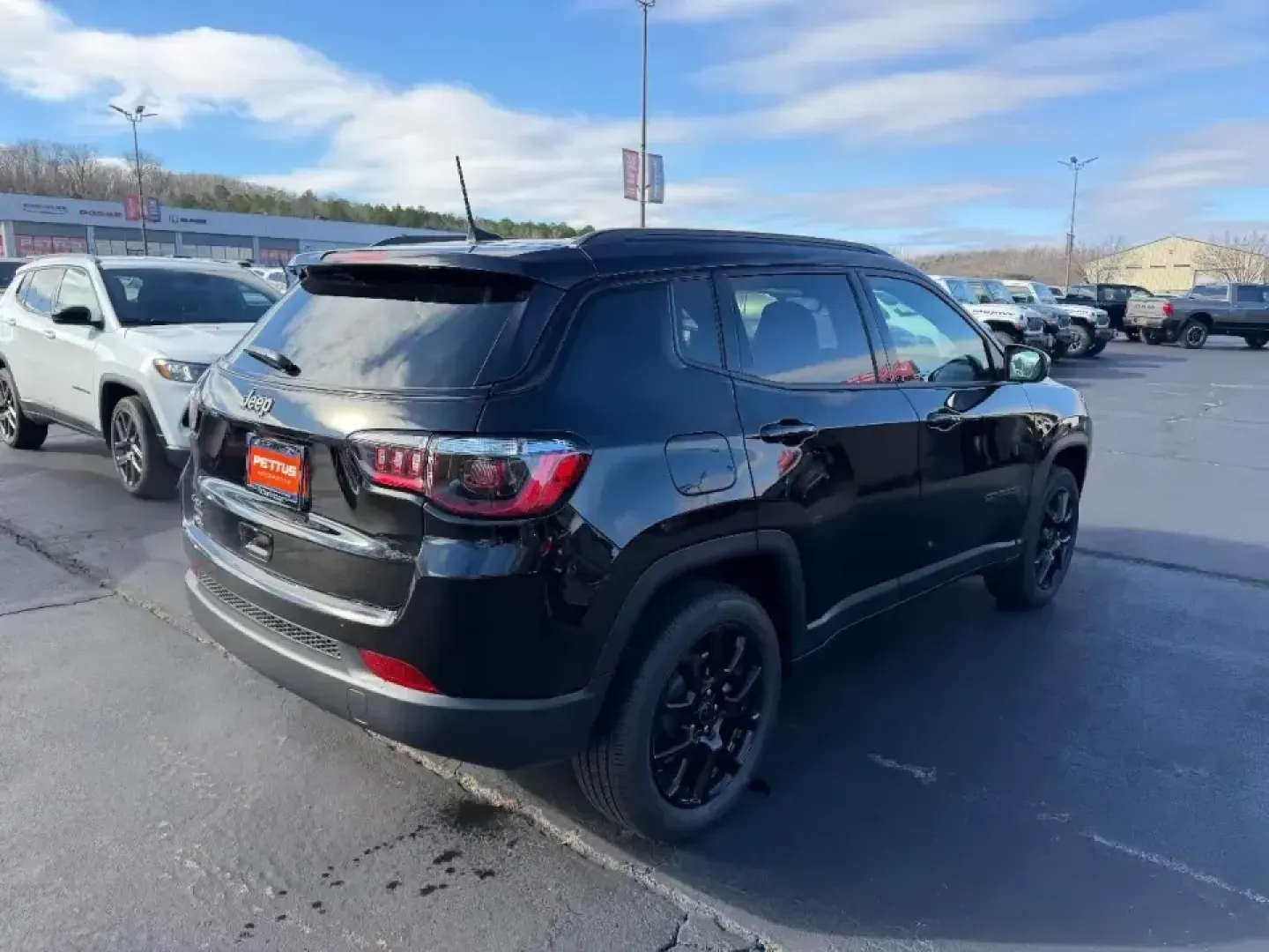 2026 /Black Leather Trimmed Jeep Compass Latitude (3C4NJDBN1TT) with an 2.0L engine, located at 970 Woodlawn Dr., Farmington, MO, 63640, (573) 431-7800, 37.825642, -90.468674 - **Explore the Open Road in the 2026 Jeep Compass: Your Next Adventure Awaits!**<br /> <br /> Looking for a versatile vehicle that can handle both your daily commute and weekend excursions? Look no further than the striking 2026 Jeep Compass, now available at Pettus CDJR Farmington. This exceptional - Photo#3
