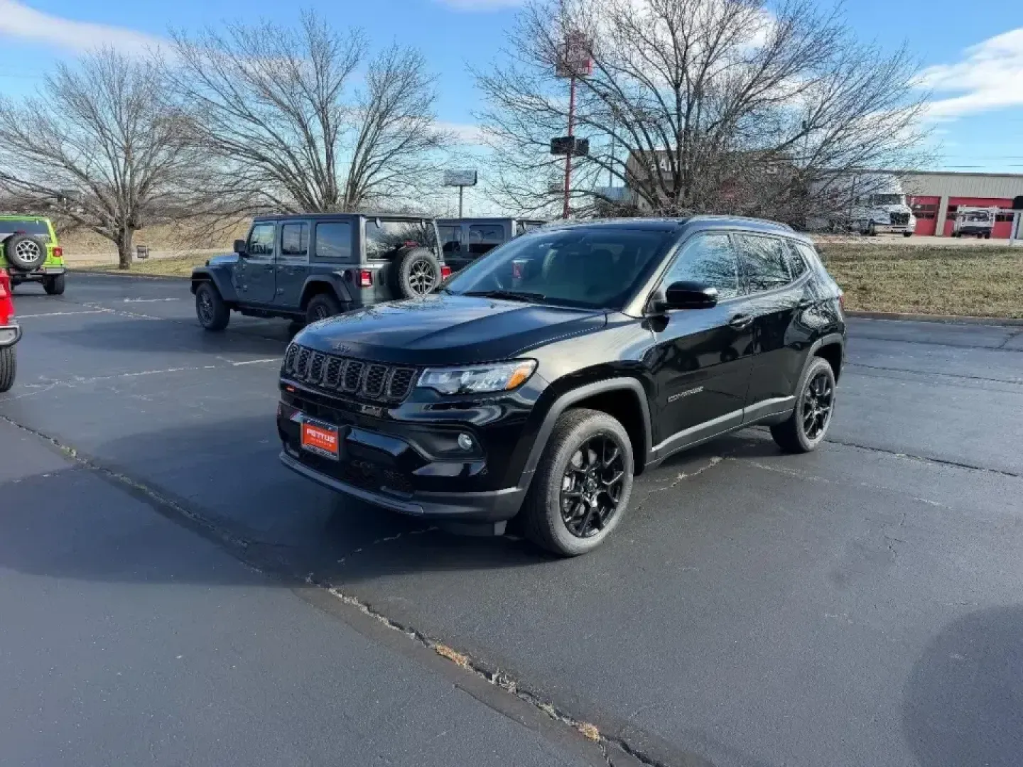2026 /Black Leather Trimmed Jeep Compass Latitude (3C4NJDBN1TT) with an 2.0L engine, located at 970 Woodlawn Dr., Farmington, MO, 63640, (573) 431-7800, 37.825642, -90.468674 - **Explore the Open Road in the 2026 Jeep Compass: Your Next Adventure Awaits!**<br /> <br /> Looking for a versatile vehicle that can handle both your daily commute and weekend excursions? Look no further than the striking 2026 Jeep Compass, now available at Pettus CDJR Farmington. This exceptional - Photo#8
