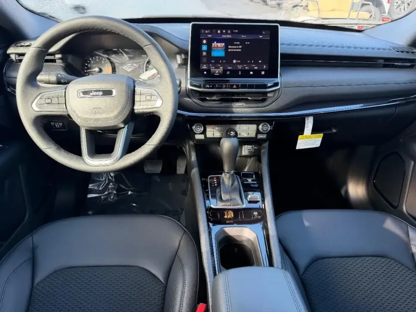2026 /Black Leather Trimmed Jeep Compass Latitude (3C4NJDBN1TT) with an 2.0L engine, located at 970 Woodlawn Dr., Farmington, MO, 63640, (573) 431-7800, 37.825642, -90.468674 - **Explore the Open Road in the 2026 Jeep Compass: Your Next Adventure Awaits!**<br /> <br /> Looking for a versatile vehicle that can handle both your daily commute and weekend excursions? Look no further than the striking 2026 Jeep Compass, now available at Pettus CDJR Farmington. This exceptional - Photo#11