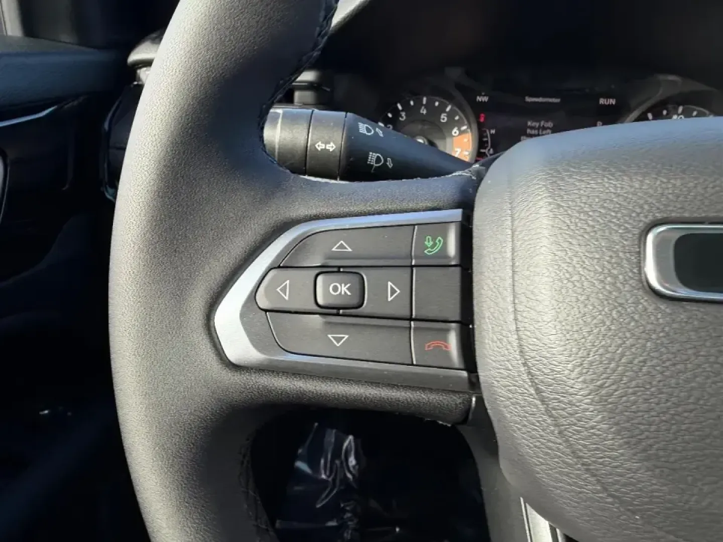 2026 /Black Leather Trimmed Jeep Compass Latitude (3C4NJDBN1TT) with an 2.0L engine, located at 970 Woodlawn Dr., Farmington, MO, 63640, (573) 431-7800, 37.825642, -90.468674 - **Explore the Open Road in the 2026 Jeep Compass: Your Next Adventure Awaits!**<br /> <br /> Looking for a versatile vehicle that can handle both your daily commute and weekend excursions? Look no further than the striking 2026 Jeep Compass, now available at Pettus CDJR Farmington. This exceptional - Photo#13