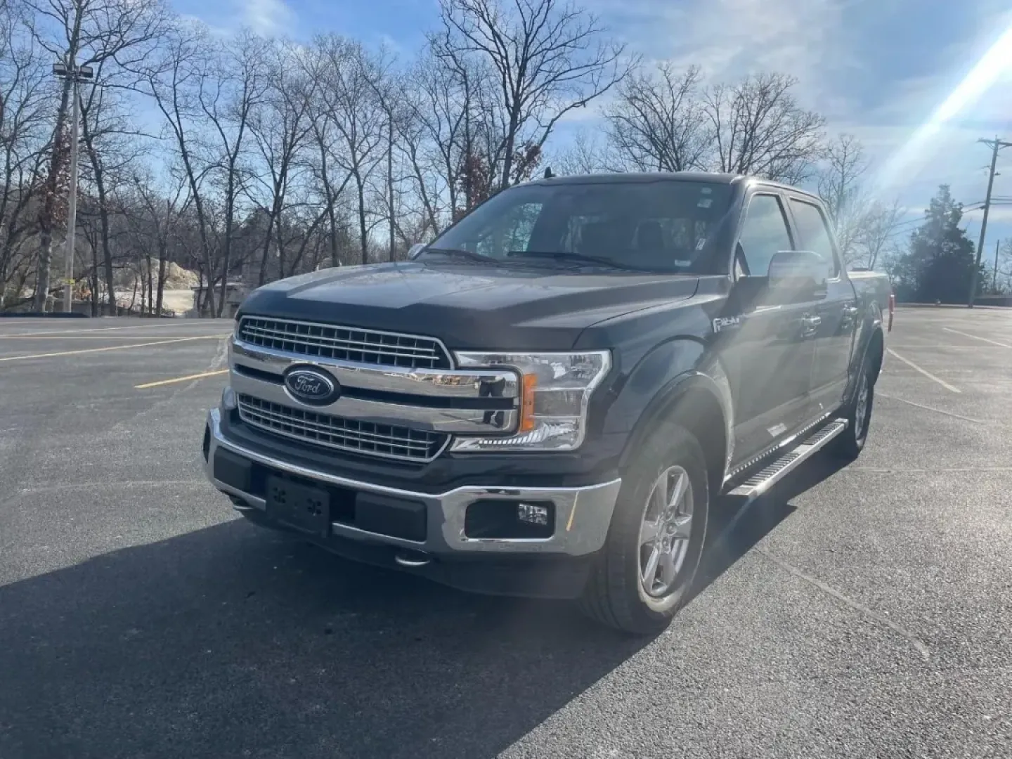 2019 /Black Ford F-150 Lariat (1FTEW1E40KK) with an 3.5L V6 TURBO engine, 6A transmission, located at 12836 Highway 21, De Soto, MO, 63020, (636) 337-7777, 38.151867, -90.575615 - **Unleash Your Adventures with the 2019 Ford F-150 at Pettus Ford De Soto!** <br /> <br /> Are you ready to elevate your lifestyle with a vehicle that perfectly blends capability and comfort? Look no further than this rugged 2019 Ford F-150, available now at Pettus Ford De Soto. Whether you're haul - Photo#0