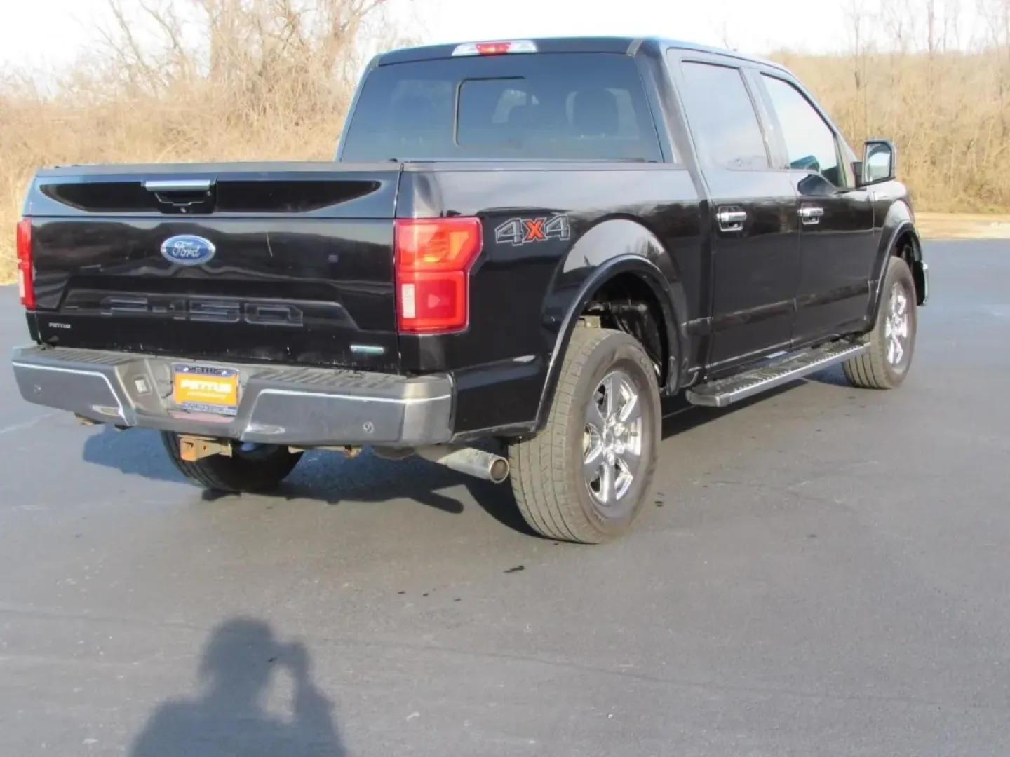 2019 /Black Ford F-150 Lariat (1FTEW1E40KK) with an 3.5L V6 TURBO engine, 6A transmission, located at 12836 Highway 21, De Soto, MO, 63020, (636) 337-7777, 38.151867, -90.575615 - **Unleash Your Adventures with the 2019 Ford F-150 at Pettus Ford De Soto!** <br /> <br /> Are you ready to elevate your lifestyle with a vehicle that perfectly blends capability and comfort? Look no further than this rugged 2019 Ford F-150, available now at Pettus Ford De Soto. Whether you're haul - Photo#6