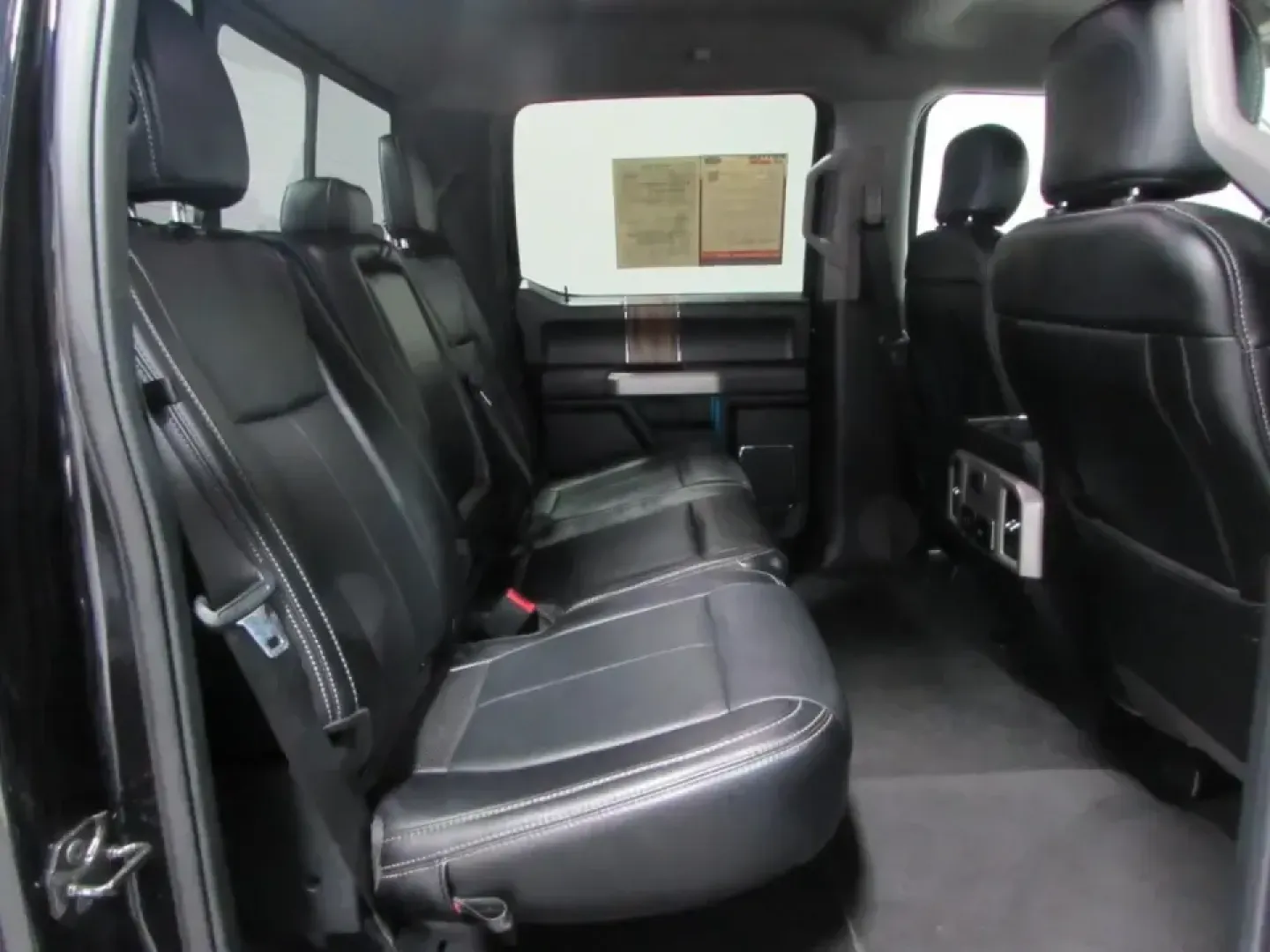 2019 /Black Ford F-150 Lariat (1FTEW1E40KK) with an 3.5L V6 TURBO engine, 6A transmission, located at 12836 Highway 21, De Soto, MO, 63020, (636) 337-7777, 38.151867, -90.575615 - **Unleash Your Adventures with the 2019 Ford F-150 at Pettus Ford De Soto!** <br /> <br /> Are you ready to elevate your lifestyle with a vehicle that perfectly blends capability and comfort? Look no further than this rugged 2019 Ford F-150, available now at Pettus Ford De Soto. Whether you're haul - Photo#18