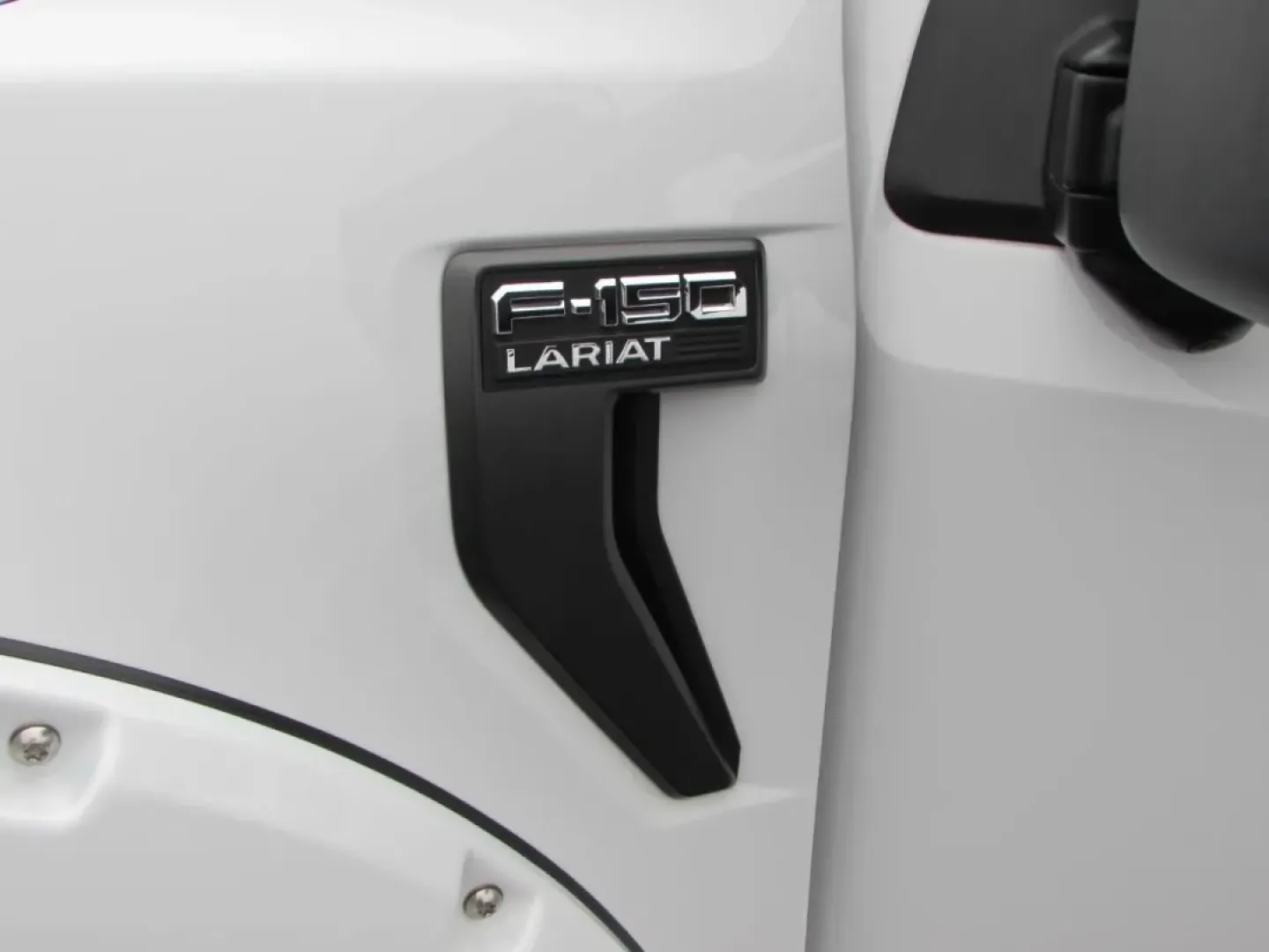 2022 /Black Ford F-150 Lariat (1FTFW1E86NF) with an Other engine, located at 12836 Highway 21, De Soto, MO, 63020, (636) 337-7777, 38.151867, -90.575615 - **Discover Your Next Adventure with the 2022 Ford F-150 at Pettus Ford De Soto!**<br /> <br /> Are you ready to elevate your lifestyle with a vehicle that can keep up with your adventurous spirit? The 2022 Ford F-150, available now at Pettus Ford De Soto, is the perfect blend of rugged capability an - Photo#9