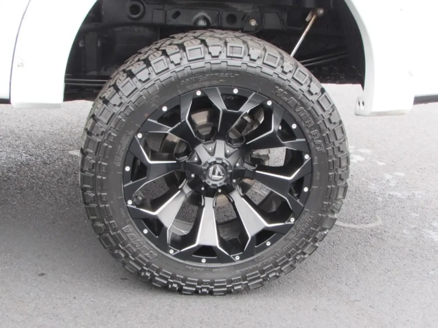 2022 /Black Ford F-150 Lariat (1FTFW1E86NF) with an Other engine, located at 12836 Highway 21, De Soto, MO, 63020, (636) 337-7777, 38.151867, -90.575615 - **Discover Your Next Adventure with the 2022 Ford F-150 at Pettus Ford De Soto!**<br /> <br /> Are you ready to elevate your lifestyle with a vehicle that can keep up with your adventurous spirit? The 2022 Ford F-150, available now at Pettus Ford De Soto, is the perfect blend of rugged capability an - Photo#10