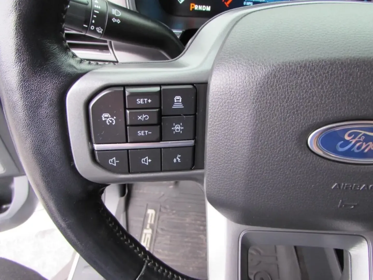 2022 /Black Ford F-150 Lariat (1FTFW1E86NF) with an Other engine, located at 12836 Highway 21, De Soto, MO, 63020, (636) 337-7777, 38.151867, -90.575615 - **Discover Your Next Adventure with the 2022 Ford F-150 at Pettus Ford De Soto!**<br /> <br /> Are you ready to elevate your lifestyle with a vehicle that can keep up with your adventurous spirit? The 2022 Ford F-150, available now at Pettus Ford De Soto, is the perfect blend of rugged capability an - Photo#22