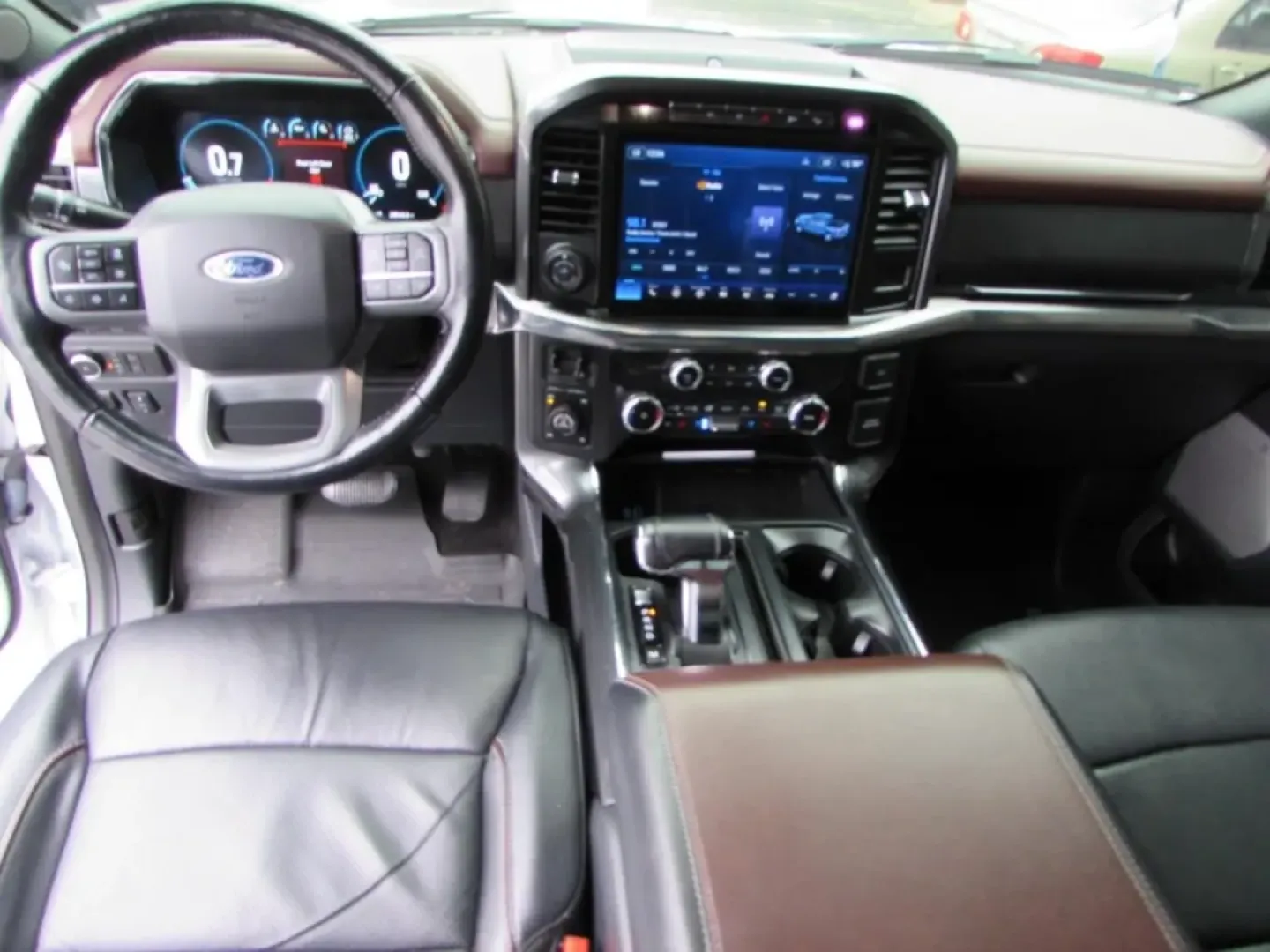 2022 /Black Ford F-150 Lariat (1FTFW1E86NF) with an Other engine, located at 12836 Highway 21, De Soto, MO, 63020, (636) 337-7777, 38.151867, -90.575615 - **Discover Your Next Adventure with the 2022 Ford F-150 at Pettus Ford De Soto!**<br /> <br /> Are you ready to elevate your lifestyle with a vehicle that can keep up with your adventurous spirit? The 2022 Ford F-150, available now at Pettus Ford De Soto, is the perfect blend of rugged capability an - Photo#29