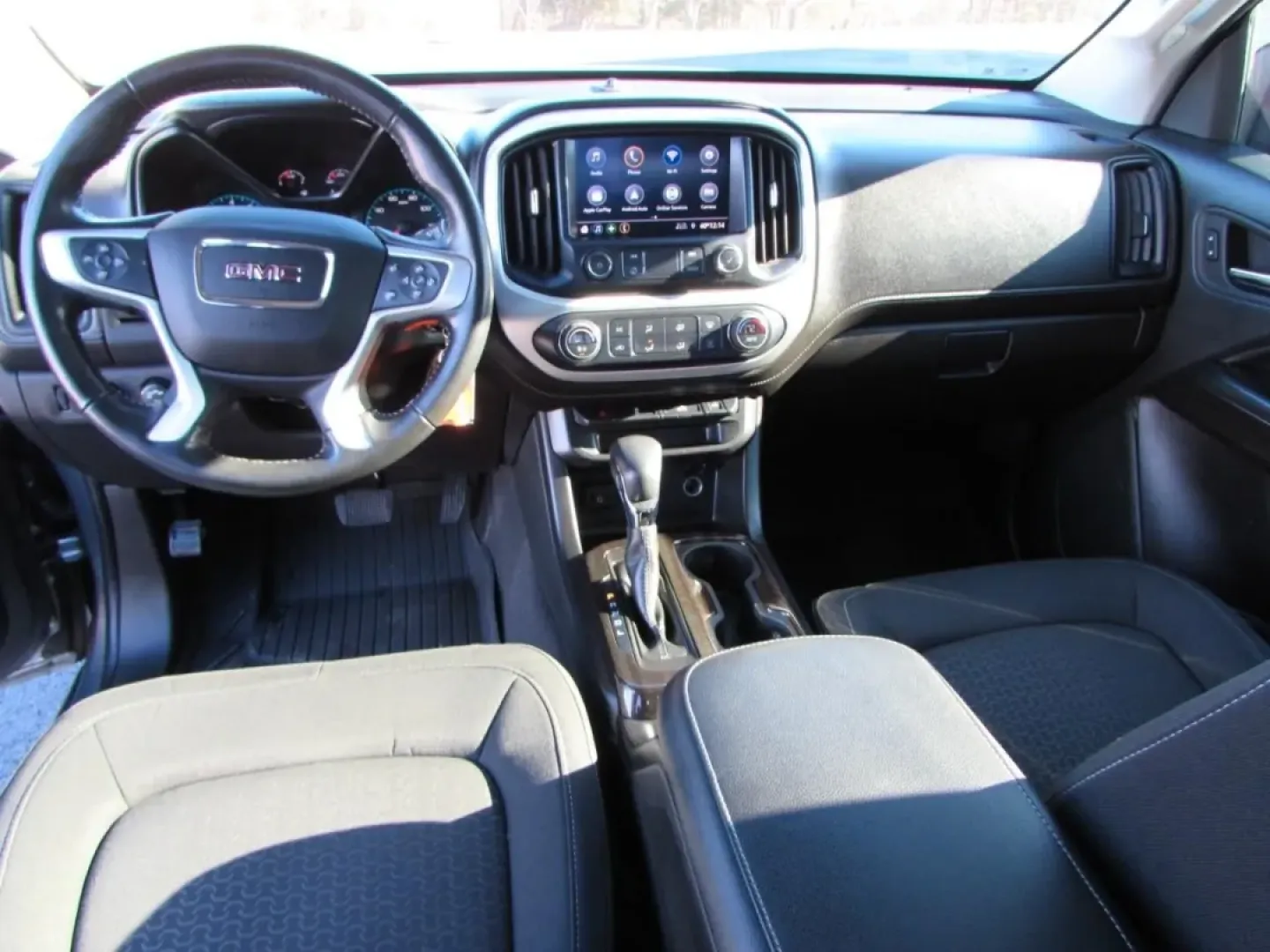 2022 /Black GMC Canyon Elevation (1GTG6CEN7N1) with an 3.6L V6 DOHC 24V engine, 6A transmission, located at 12836 Highway 21, De Soto, MO, 63020, (636) 337-7777, 38.151867, -90.575615 - **Elevate Your Adventures with the 2022 GMC Canyon 4WD Elevation Crew Cab!** <br /> <br /> Are you ready to take on your next weekend adventure or give your growing family the spacious ride they deserve? Look no further than the 2022 GMC Canyon 4WD Elevation Crew Cab available now at Pettus Ford De - Photo#25