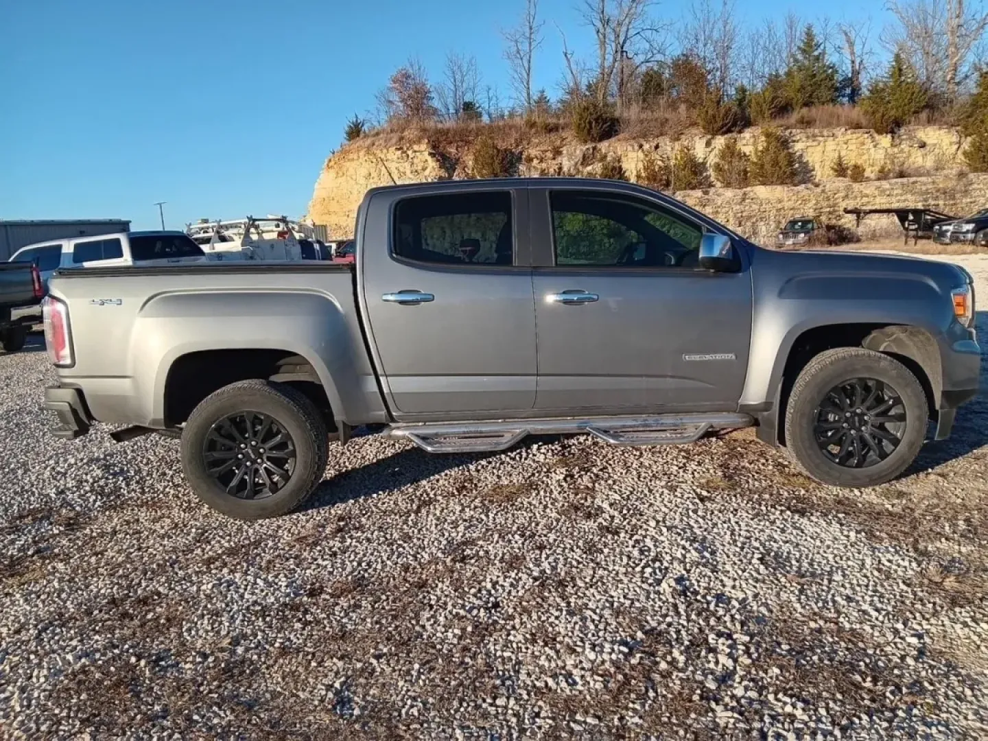 2022 /Black GMC Canyon Elevation (1GTG6CEN7N1) with an 3.6L V6 DOHC 24V engine, 6A transmission, located at 12836 Highway 21, De Soto, MO, 63020, (636) 337-7777, 38.151867, -90.575615 - **Elevate Your Adventures with the 2022 GMC Canyon 4WD Elevation Crew Cab!** <br /> <br /> Are you ready to take on your next weekend adventure or give your growing family the spacious ride they deserve? Look no further than the 2022 GMC Canyon 4WD Elevation Crew Cab available now at Pettus Ford De - Photo#31