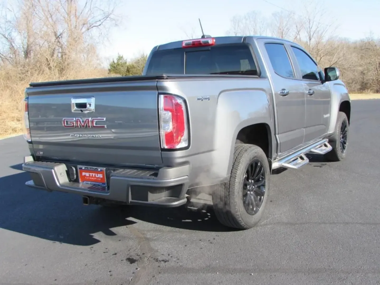 2022 /Black GMC Canyon Elevation (1GTG6CEN7N1) with an 3.6L V6 DOHC 24V engine, 6A transmission, located at 12836 Highway 21, De Soto, MO, 63020, (636) 337-7777, 38.151867, -90.575615 - **Elevate Your Adventures with the 2022 GMC Canyon 4WD Elevation Crew Cab!** <br /> <br /> Are you ready to take on your next weekend adventure or give your growing family the spacious ride they deserve? Look no further than the 2022 GMC Canyon 4WD Elevation Crew Cab available now at Pettus Ford De - Photo#6