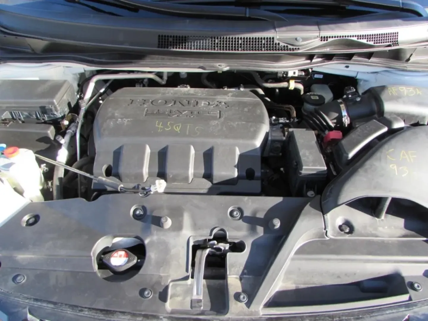 2016 /Beige Leather Honda Odyssey EX-L (5FNRL5H60GB) with an 3.5L V6 SOHC 24-Valve i-VTEC engine, Automatic transmission, located at 12836 Highway 21, De Soto, MO, 63020, (636) 337-7777, 38.151867, -90.575615 - Are you ready for seamless family adventures or a comfortable ride to work? Look no further than the 2016 Honda Odyssey EX-L, a minivan that perfectly balances style, comfort, and practicality. At Pettus Ford De Soto, located at 12836 Missouri Hwy 21, De Soto, MO, we pride ourselves on offering qual - Photo#11