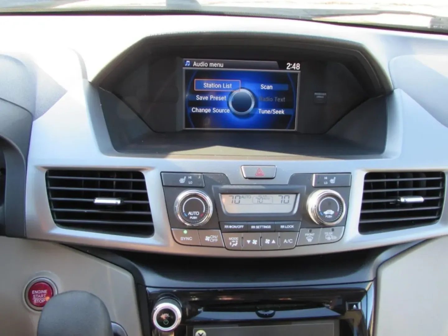 2016 /Beige Leather Honda Odyssey EX-L (5FNRL5H60GB) with an 3.5L V6 SOHC 24-Valve i-VTEC engine, Automatic transmission, located at 12836 Highway 21, De Soto, MO, 63020, (636) 337-7777, 38.151867, -90.575615 - Are you ready for seamless family adventures or a comfortable ride to work? Look no further than the 2016 Honda Odyssey EX-L, a minivan that perfectly balances style, comfort, and practicality. At Pettus Ford De Soto, located at 12836 Missouri Hwy 21, De Soto, MO, we pride ourselves on offering qual - Photo#22