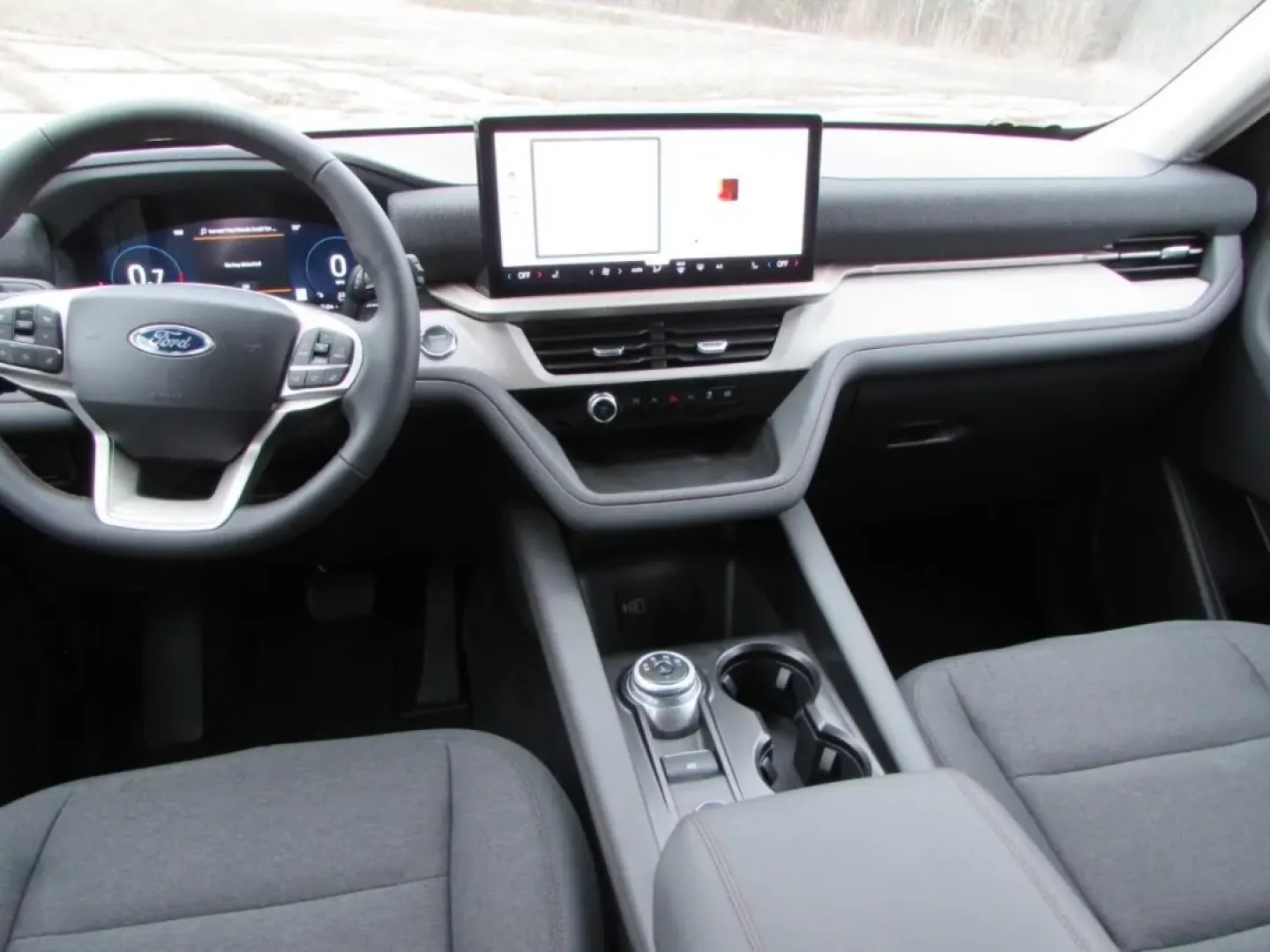 2026 /Ultra Dark Space Gray Ford Explorer Active (1FMUK8DH3TG) with an 2.3L EcoBoost I-4 engine, Automatic transmission, located at 12836 Highway 21, De Soto, MO, 63020, (636) 337-7777, 38.151867, -90.575615 - Introducing the 2026 Ford Explorer Active-a versatile SUV designed for adventurous families and weekend warriors alike! Whether you're planning a road trip to the scenic Meramec Caverns or just navigating the weekday hustle around De Soto, MO, this vehicle is the perfect companion. With its spacious - Photo#24