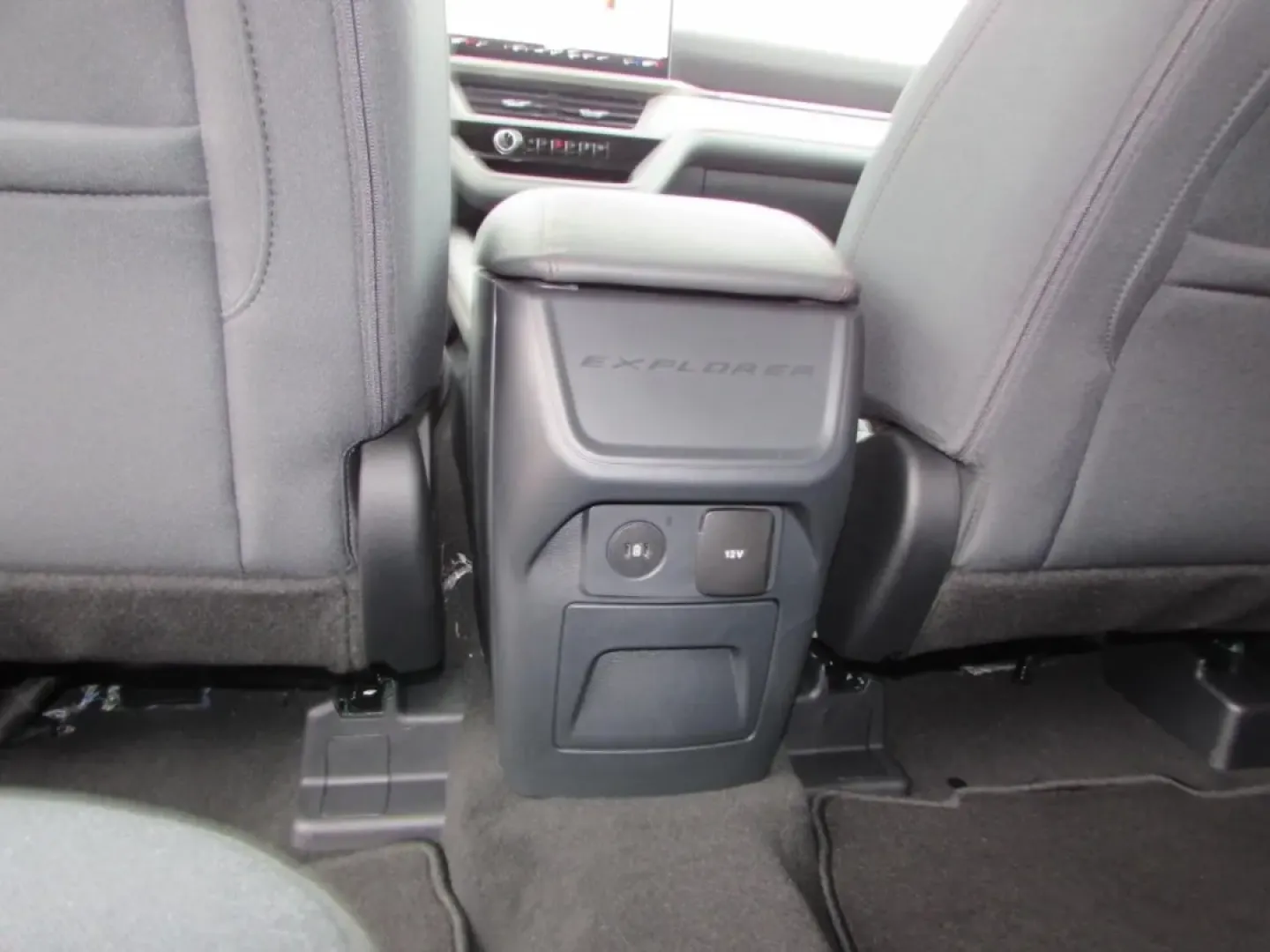 2026 /Ultra Dark Space Gray Ford Explorer Active (1FMUK8DH3TG) with an 2.3L EcoBoost I-4 engine, Automatic transmission, located at 12836 Highway 21, De Soto, MO, 63020, (636) 337-7777, 38.151867, -90.575615 - Introducing the 2026 Ford Explorer Active-a versatile SUV designed for adventurous families and weekend warriors alike! Whether you're planning a road trip to the scenic Meramec Caverns or just navigating the weekday hustle around De Soto, MO, this vehicle is the perfect companion. With its spacious - Photo#27