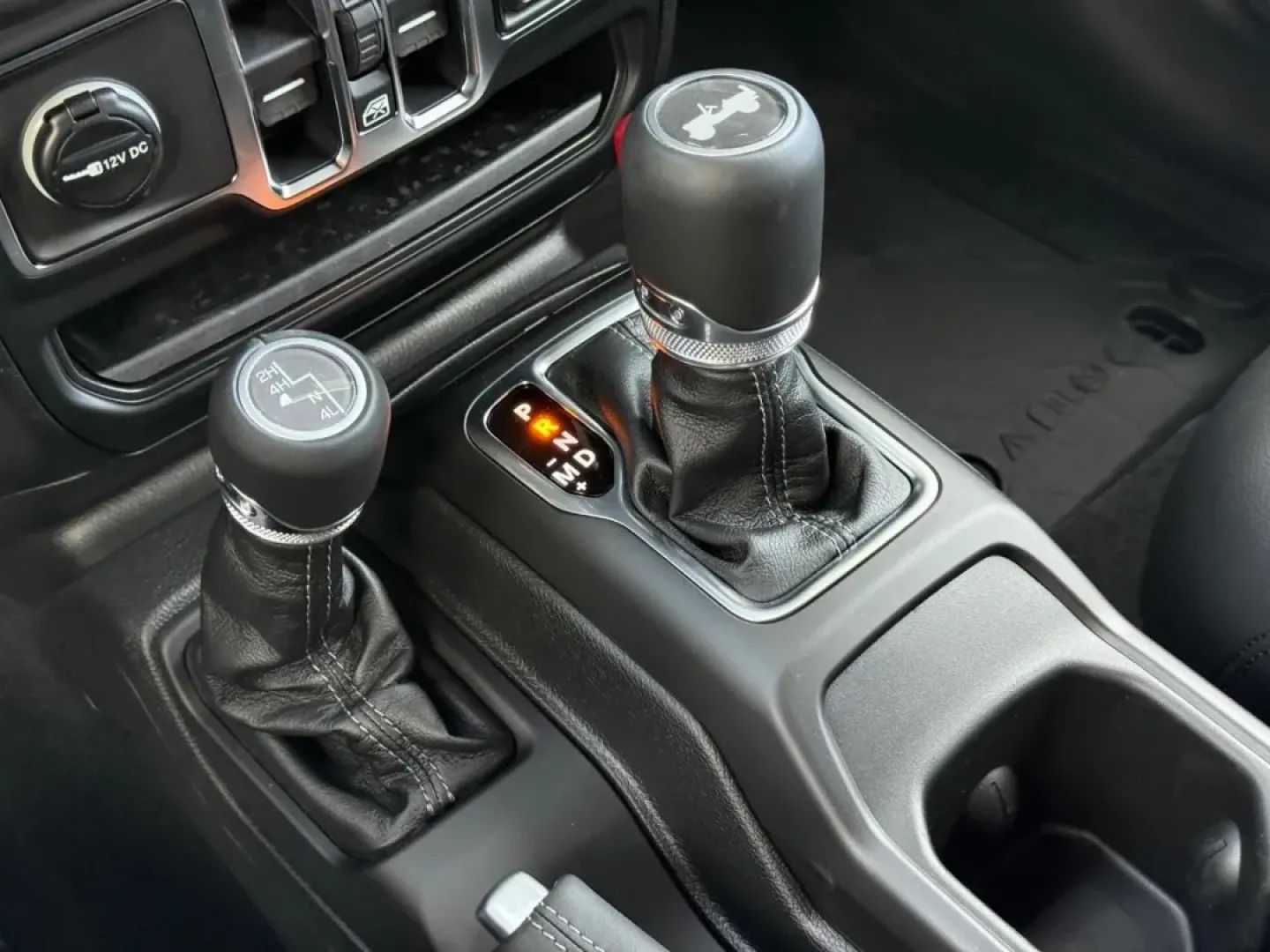 2026 /Black Leather Jeep Wrangler Sahara (1C4PJXEG7TW) with an 3.6L V6 engine, Automatic transmission, located at 970 Woodlawn Dr., Farmington, MO, 63640, (573) 431-7800, 37.825642, -90.468674 - **Unleash Adventure with the 2026 Jeep Wrangler Sahara Ideal for Outdoor Enthusiasts!**<br /> <br /> Are you ready to explore the great outdoors while cruising in style? The 2026 Jeep Wrangler Sahara is the perfect companion for those who seek adventure, whether it's a weekend getaway or navigating - Photo#15