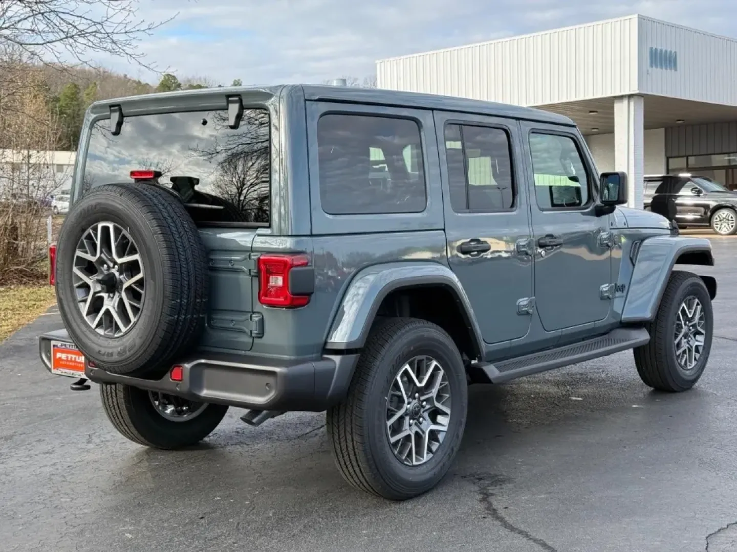 2026 /Black Leather Jeep Wrangler Sahara (1C4PJXEG7TW) with an 3.6L V6 engine, Automatic transmission, located at 970 Woodlawn Dr., Farmington, MO, 63640, (573) 431-7800, 37.825642, -90.468674 - **Unleash Adventure with the 2026 Jeep Wrangler Sahara Ideal for Outdoor Enthusiasts!**<br /> <br /> Are you ready to explore the great outdoors while cruising in style? The 2026 Jeep Wrangler Sahara is the perfect companion for those who seek adventure, whether it's a weekend getaway or navigating - Photo#2