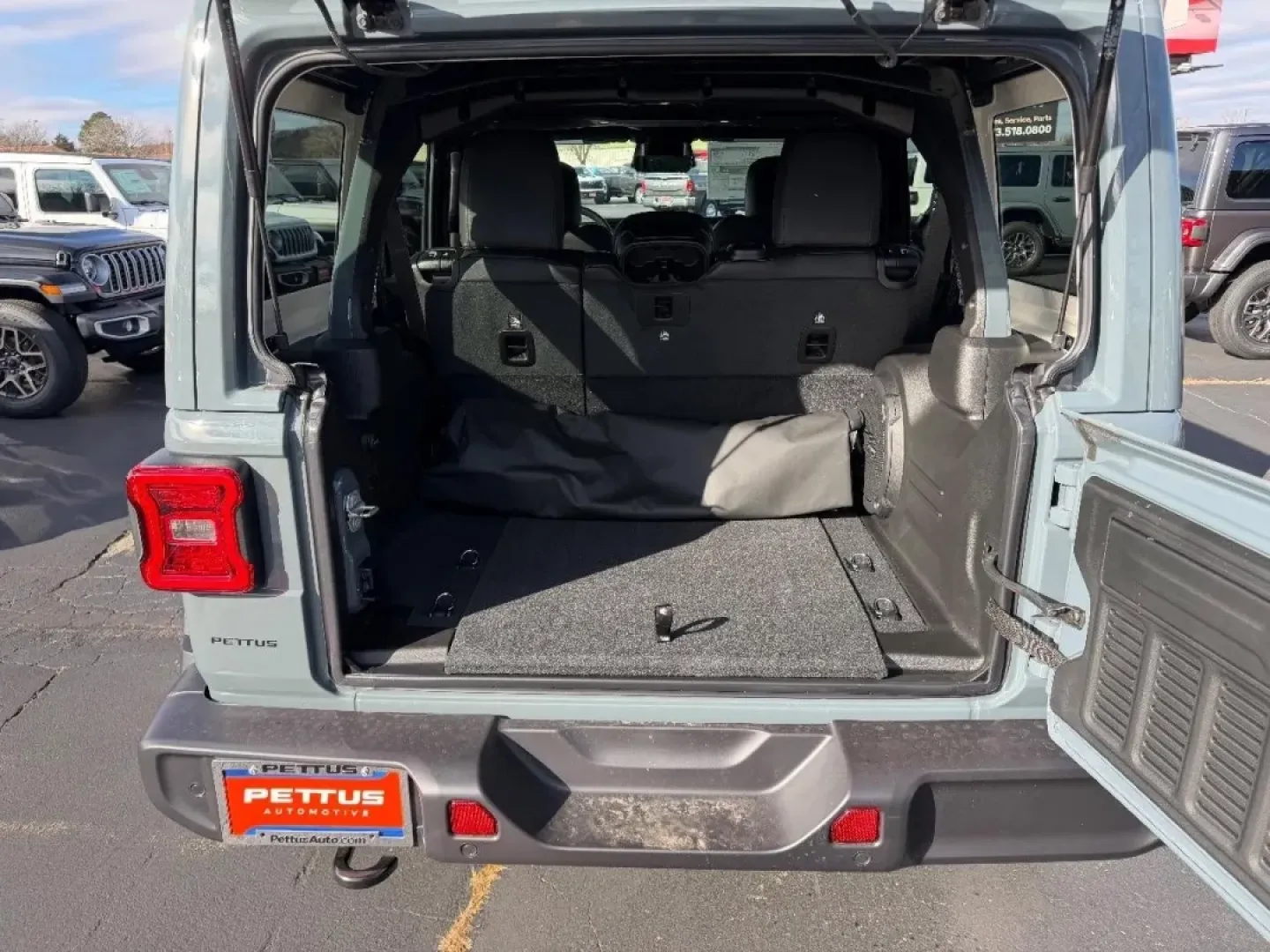 2026 /Black Leather Jeep Wrangler Sahara (1C4PJXENXTW) with an 2.0L engine, 6M transmission, located at 970 Woodlawn Dr., Farmington, MO, 63640, (573) 431-7800, 37.825642, -90.468674 - ### Adventure Awaits with the 2026 Jeep Wrangler Sahara at Pettus CDJR Farmington!<br /> <br /> If you're seeking a vehicle that embodies both rugged durability and modern comfort, look no further than the 2026 Jeep Wrangler Sahara, available exclusively at Pettus CDJR Farmington. This SUV is design - Photo#4