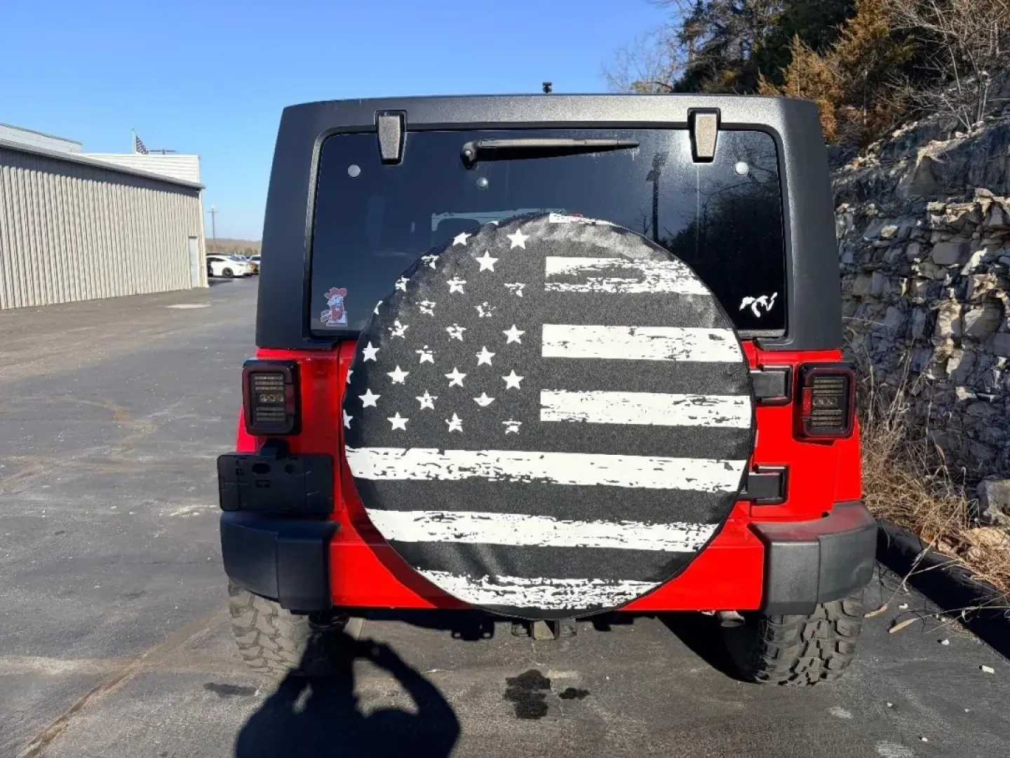 2016 /Black Jeep Wrangler Unlimited Sahara (1C4BJWEG9GL) with an 3.6L V6 DOHC 24V FFV engine, Automatic transmission, located at 12830 Highway 21, De Soto, MO, 63020, (636) 337-7777, 38.153099, -90.573624 - **Adventure Awaits with This 2016 Jeep Wrangler at Pettus CDJR DeSoto!**<br /> <br /> Are you ready to take your weekends to the next level? Whether it's an off-road adventure through the scenic Ozark trails or a family road trip to local attractions like the historic De Soto City Park, this 2016 Je - Photo#34