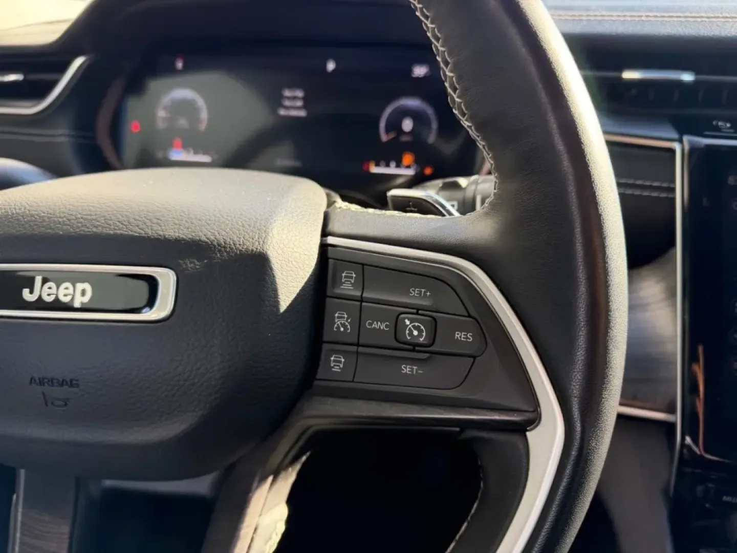 2022 /Global Black Leather Jeep Grand Cherokee Limited (1C4RJKBG4N8) with an 3.6L V6 24V VVT UPG I engine, Automatic transmission, located at 141 Commercial Dr, Fredericktown, MO, 63645, (573) 783-6432, 37.570087, -90.320648 - **Unlock Your Adventurous Side with the 2022 Jeep Grand Cherokee** <br /> Are you ready to elevate your family's adventures or tackle your daily commute with confidence? The 2022 Jeep Grand Cherokee is the perfect SUV to accommodate your lifestyle. With its impressive blend of rugged capability and - Photo#15