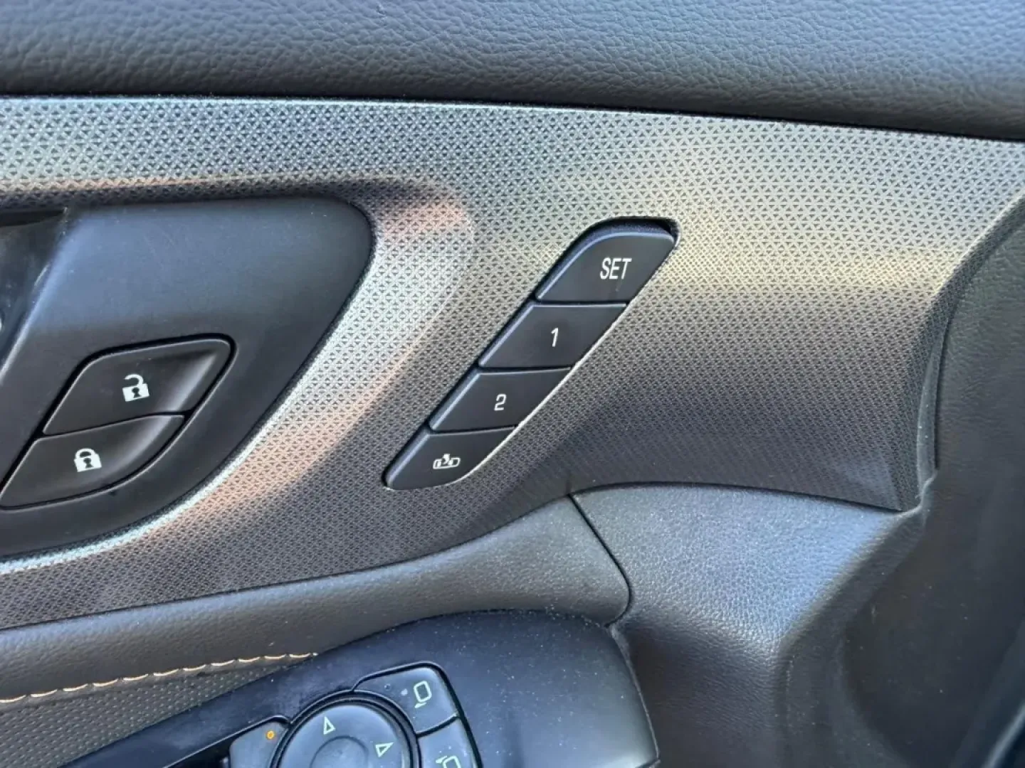 2020 /Jet Black Leather Chevrolet Traverse Premier (1GNERKKW8LJ) with an 3.6L V6 / SIDI / VVT engine, Automatic transmission, located at 141 Commercial Dr, Fredericktown, MO, 63645, (573) 783-6432, 37.570087, -90.320648 - ### Adventure Awaits with the 2020 Chevrolet Traverse Premier<br /> <br /> Are you ready to elevate your family adventures or weekend getaways? The 2020 Chevrolet Traverse Premier is the perfect companion for those who crave exploration without sacrificing comfort. This spacious and stylish SUV chec - Photo#22