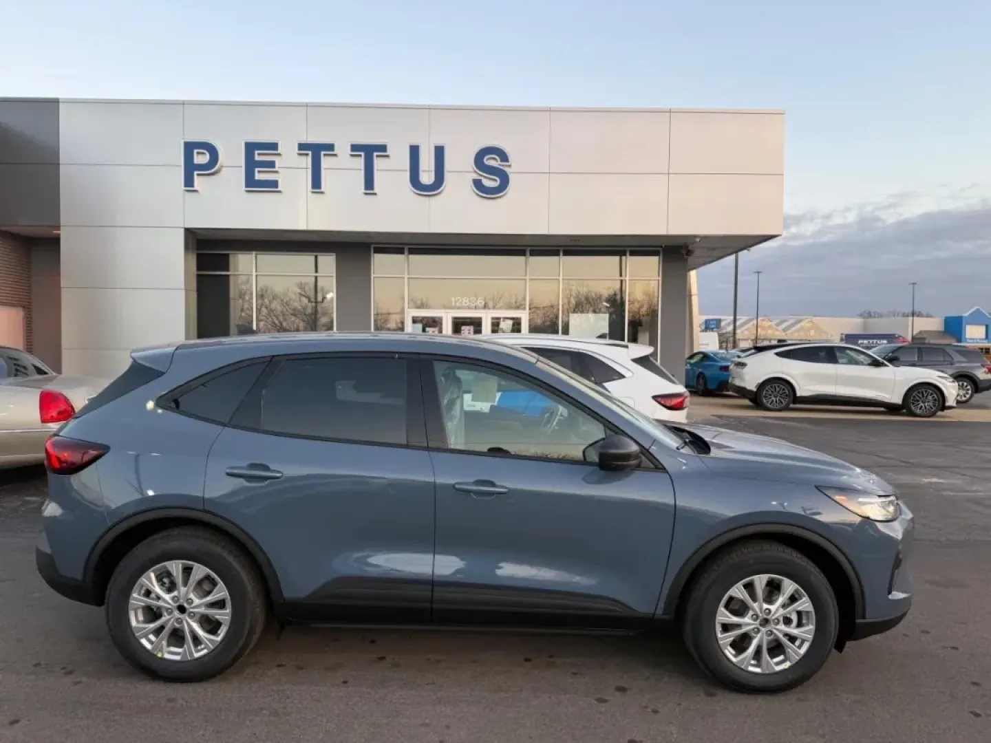 2026 /Ebony Ford Escape Active (1FMCU0GN6TU) with an 1.5L engine, 8A transmission, located at 12836 Highway 21, De Soto, MO, 63020, (636) 337-7777, 38.151867, -90.575615 - **Experience the Perfect Blend of Style and Functionality with the 2026 Ford Escape-Your Ideal SUV for Everyday Adventures!**<br /> <br /> Imagine cruising through the scenic routes of De Soto, MO, in a sleek and stylish SUV that not only turns heads but also delivers exceptional fuel efficiency and - Photo#1