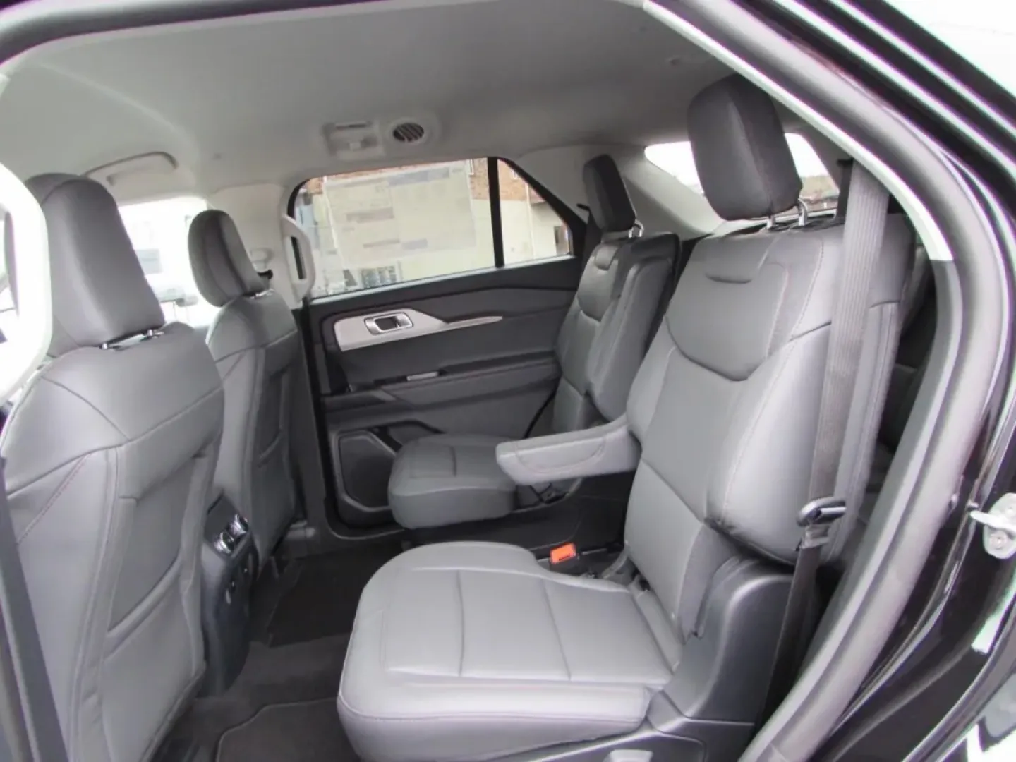 2026 Ford Explorer Active (1FMUK8DH2TG) with an 2.3L EcoBoost I-4 engine, Automatic transmission, located at 12836 Highway 21, De Soto, MO, 63020, (636) 337-7777, 38.151867, -90.575615 - Are you ready to elevate your family's adventures with the perfect blend of style, space, and capability? Look no further than this stunning 2026 Ford Explorer Active, now available at Pettus Ford De Soto. With its exceptional versatility and modern features, this SUV is ideal for growing families, - Photo#24