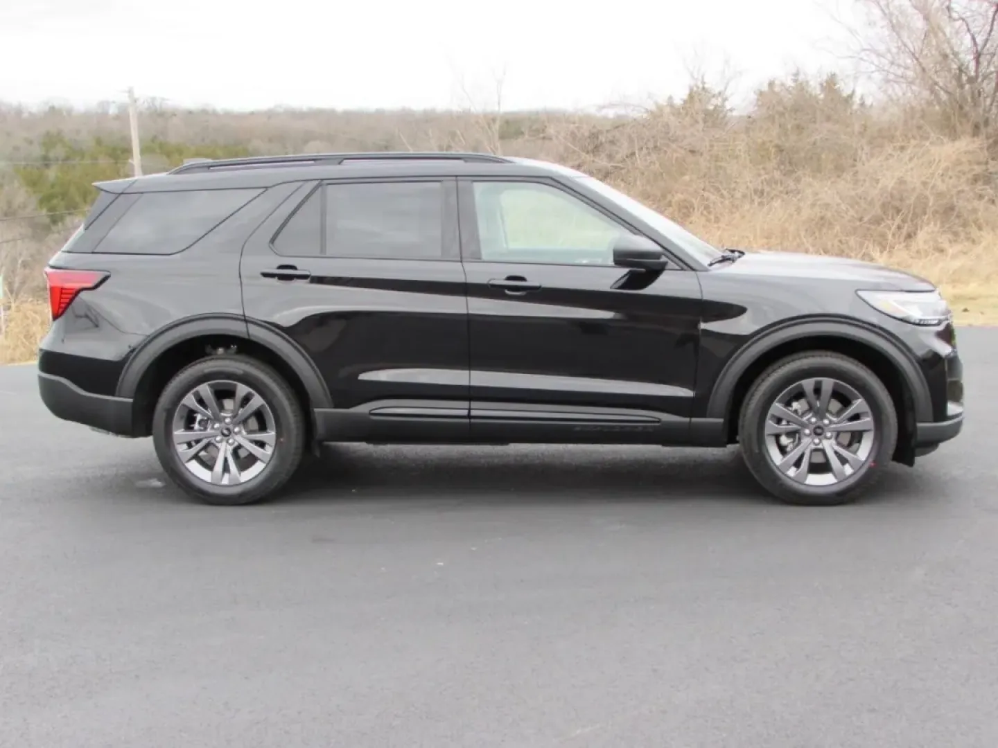 2026 Ford Explorer Active (1FMUK8DH2TG) with an 2.3L EcoBoost I-4 engine, Automatic transmission, located at 12836 Highway 21, De Soto, MO, 63020, (636) 337-7777, 38.151867, -90.575615 - Are you ready to elevate your family's adventures with the perfect blend of style, space, and capability? Look no further than this stunning 2026 Ford Explorer Active, now available at Pettus Ford De Soto. With its exceptional versatility and modern features, this SUV is ideal for growing families, - Photo#7