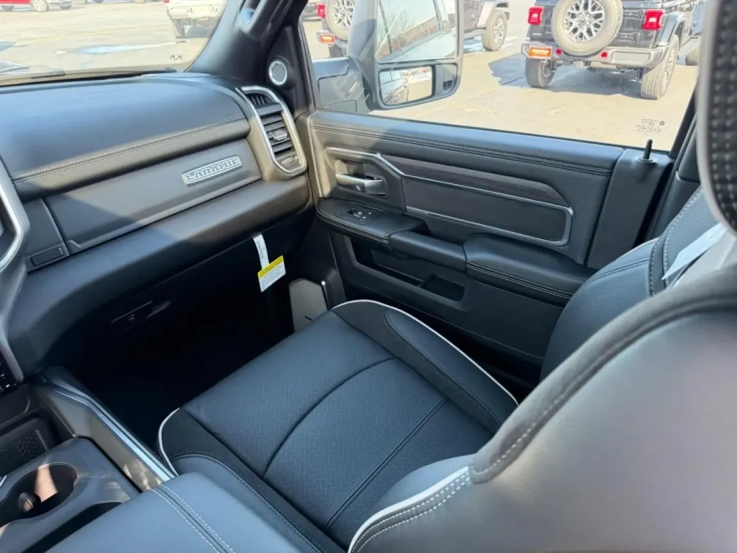 2026 /Black Leather Ram 2500 Laramie (3C63R5FL9TG) with an Straight 6 Turbocharged Diesel engine, 6A transmission, located at 970 Woodlawn Dr., Farmington, MO, 63640, (573) 431-7800, 37.825642, -90.468674 - **Unleash Your Adventurous Spirit with the 2026 Ram 2500 Laramie Perfect for Every Journey!**<br /> <br /> Are you ready to elevate your driving experience? The 2026 Ram 2500 Laramie is not just a truck; it's a lifestyle upgrade, designed for those who demand versatility and strength. Whether you'r - Photo#18