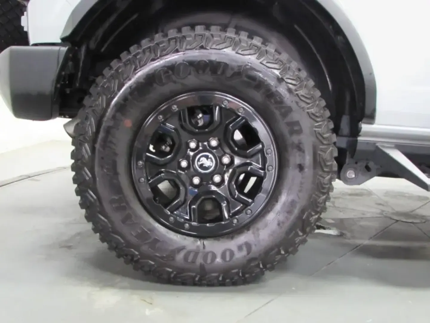 2023 /Black Ford Bronco Wildtrak (1FMEE5DP2PL) with an 2.7L V6 DOHC 24V engine, 7M transmission, located at 12830 Highway 21, De Soto, MO, 63020, (636) 337-7777, 38.153099, -90.573624 - ### Embrace Adventure with the 2023 Ford Bronco at Pettus CDJR DeSoto<br /> <br /> Are you ready to elevate your weekend adventures or tackle your daily commute with style and confidence? Look no further than this stunning 2023 Ford Bronco, now available at Pettus CDJR DeSoto! This rugged SUV is not - Photo#8
