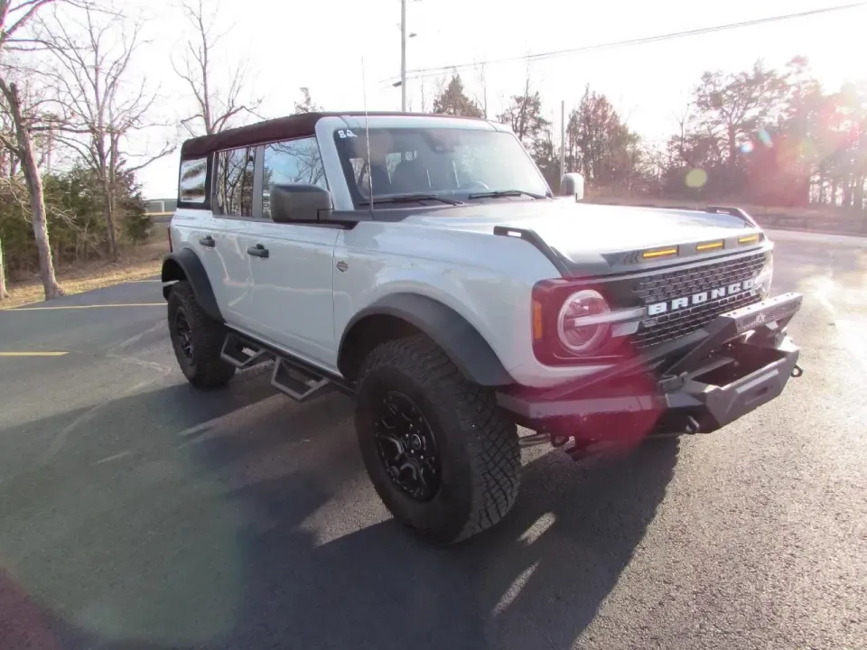 photo of 2023 Ford Bronco 