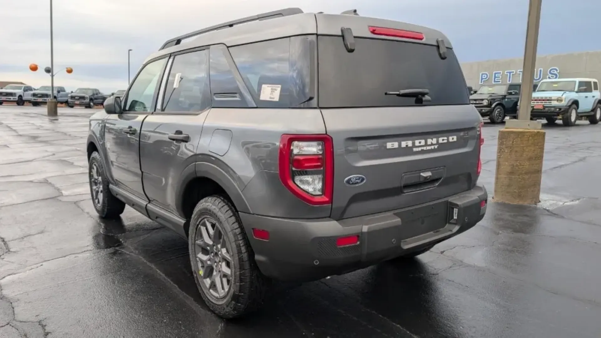 2025 /Medium Lt Smoked Truffle Cloth Ford Bronco Sport Big Bend (3FMCR9BN0SR) with an 1.5L EcoBoost engine, Automatic transmission, located at 141 Commercial Dr, Fredericktown, MO, 63645, (573) 783-6432, 37.570087, -90.320648 - **Conquer the Outdoors with the 2025 Ford Bronco Sport Big Bend from Pettus Ford Fredericktown!**<br /> <br /> Are you ready to elevate your weekend adventures and everyday commutes? Look no further than this stunning 2025 Ford Bronco Sport Big Bend, available now at Pettus Ford Fredericktown, locat - Photo#3