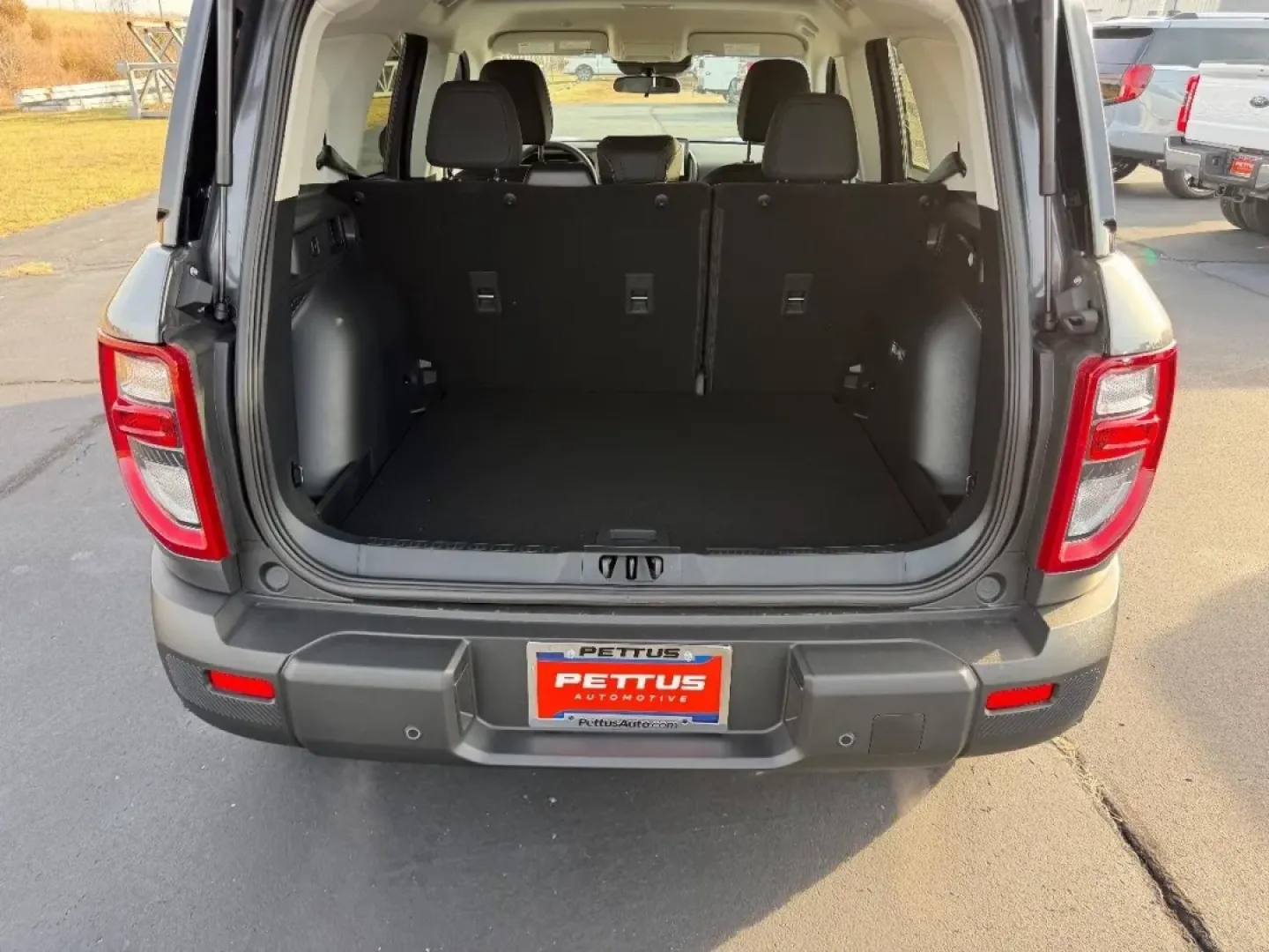 2025 /Medium Lt Smoked Truffle Cloth Ford Bronco Sport Big Bend (3FMCR9BN0SR) with an 1.5L EcoBoost engine, Automatic transmission, located at 141 Commercial Dr, Fredericktown, MO, 63645, (573) 783-6432, 37.570087, -90.320648 - **Conquer the Outdoors with the 2025 Ford Bronco Sport Big Bend from Pettus Ford Fredericktown!**<br /> <br /> Are you ready to elevate your weekend adventures and everyday commutes? Look no further than this stunning 2025 Ford Bronco Sport Big Bend, available now at Pettus Ford Fredericktown, locat - Photo#4