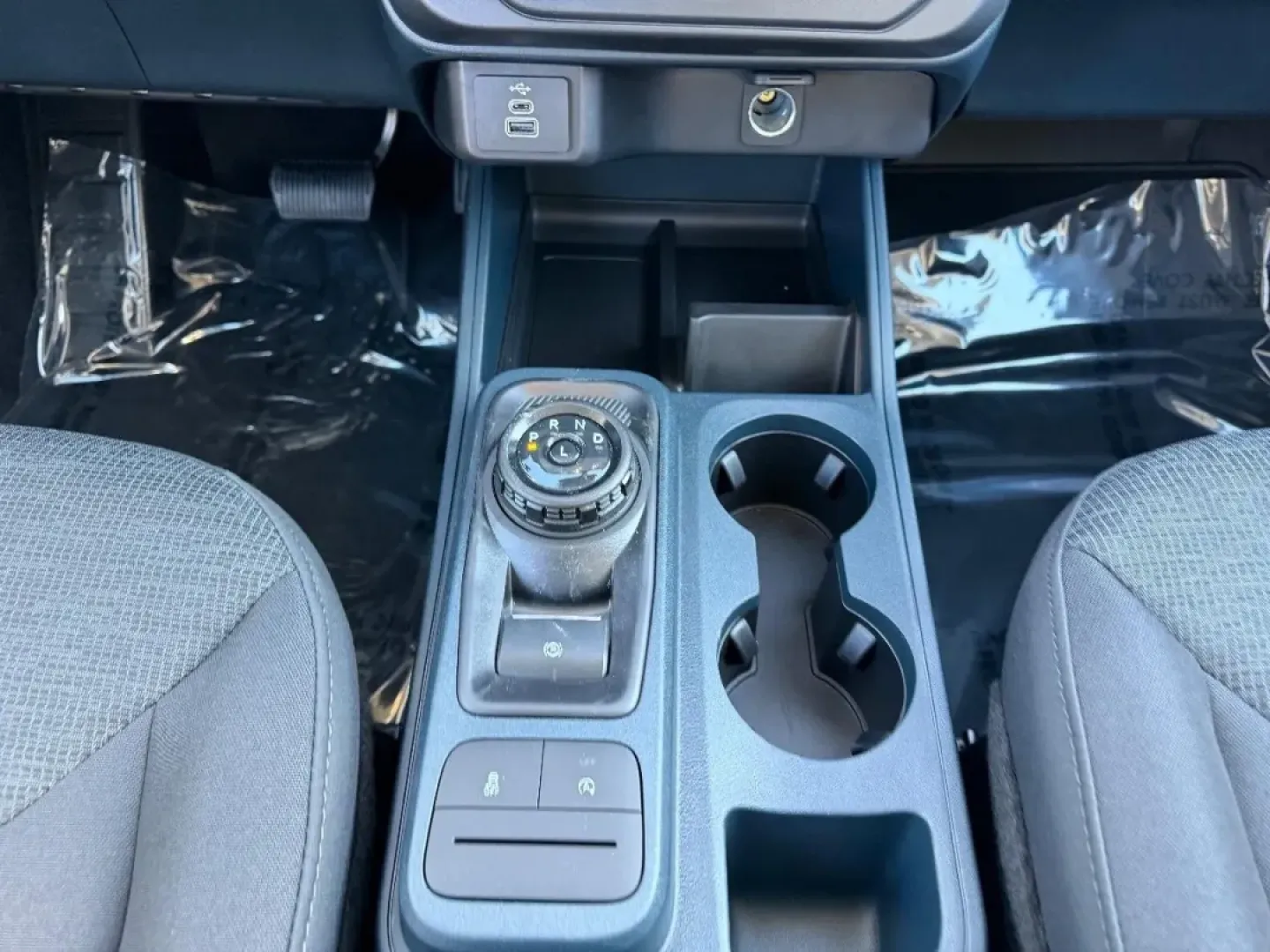 2026 /Black Onyx/Dark Slate Cloth Ford Maverick XL (3FTTW8BA0TR) with an 2.0L engine, CVT transmission, located at 141 Commercial Dr, Fredericktown, MO, 63645, (573) 783-6432, 37.570087, -90.320648 - **Unleash Your Adventures with the 2026 Ford Maverick XL at Pettus Ford Fredericktown!**<br /> <br /> If you're seeking a vehicle that seamlessly blends daily utility with weekend adventure, look no further than the 2026 Ford Maverick XL. Perfect for weekend excursions or daily commutes, this versat - Photo#15