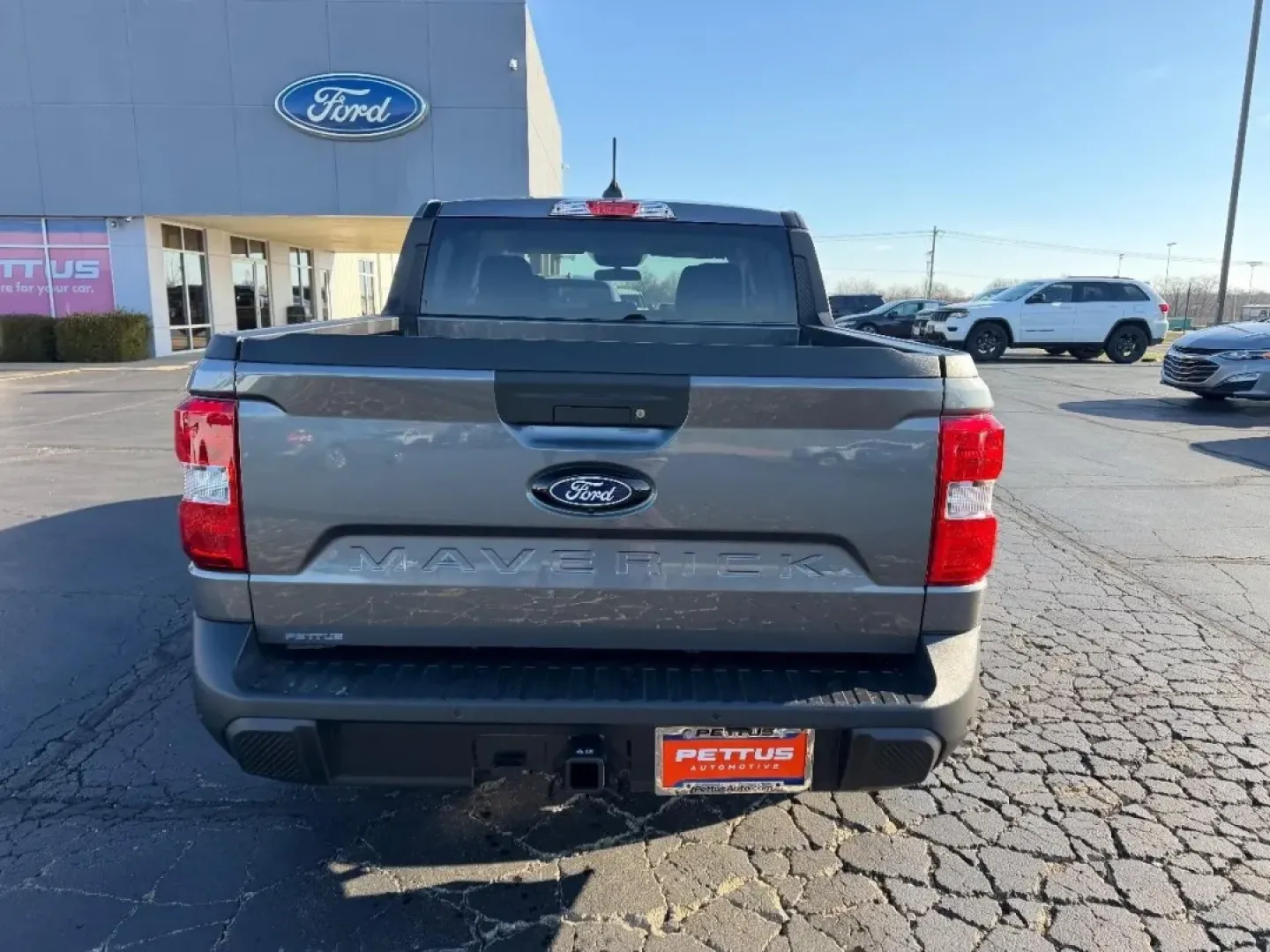 2026 /Black Onyx/Dark Slate Cloth Ford Maverick XL (3FTTW8BA0TR) with an 2.0L engine, CVT transmission, located at 141 Commercial Dr, Fredericktown, MO, 63645, (573) 783-6432, 37.570087, -90.320648 - **Unleash Your Adventures with the 2026 Ford Maverick XL at Pettus Ford Fredericktown!**<br /> <br /> If you're seeking a vehicle that seamlessly blends daily utility with weekend adventure, look no further than the 2026 Ford Maverick XL. Perfect for weekend excursions or daily commutes, this versat - Photo#3