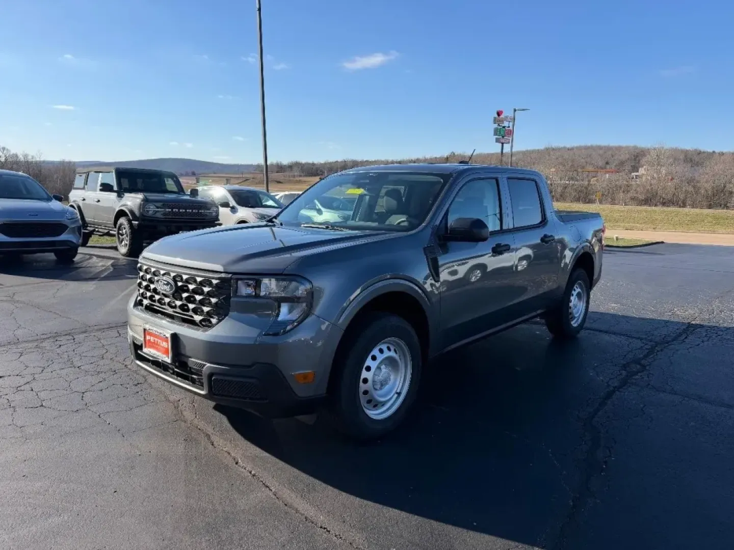 2026 /Black Onyx/Dark Slate Cloth Ford Maverick XL (3FTTW8BA0TR) with an 2.0L engine, CVT transmission, located at 141 Commercial Dr, Fredericktown, MO, 63645, (573) 783-6432, 37.570087, -90.320648 - **Unleash Your Adventures with the 2026 Ford Maverick XL at Pettus Ford Fredericktown!**<br /> <br /> If you're seeking a vehicle that seamlessly blends daily utility with weekend adventure, look no further than the 2026 Ford Maverick XL. Perfect for weekend excursions or daily commutes, this versat - Photo#6