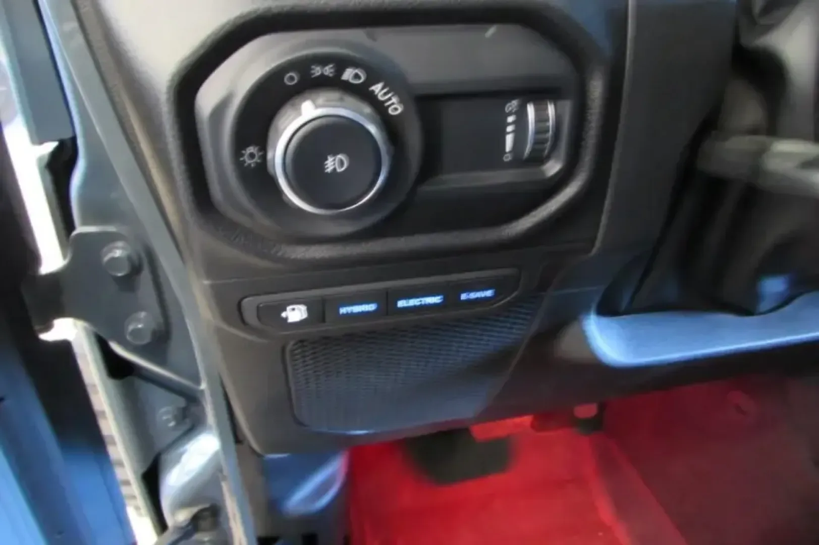 2024 /Black Jeep Wrangler Willys 4xe (1C4RJXN61RW) with an 2.0L L4 DOHC 16V HYBRID engine, Automatic transmission, located at 12830 Highway 21, De Soto, MO, 63020, (636) 337-7777, 38.153099, -90.573624 - ### Explore Boundless Adventures with the 2024 Jeep Wrangler Willys 4xe at Pettus CDJR DeSoto<br /> <br /> Are you ready to take your next adventure to new heights? The 2024 Jeep Wrangler Willys 4xe is not just an SUV; it's a lifestyle vehicle designed for those who crave exploration, whether it's t - Photo#15