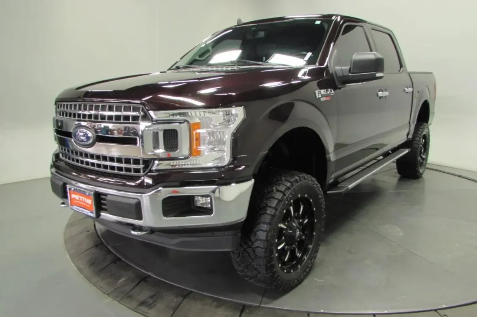 2020 /Medium Earth Gray Cloth Ford F-150 XLT (1FTEW1E55LK) with an Other engine, located at 12836 Highway 21, De Soto, MO, 63020, (636) 337-7777, 38.151867, -90.575615 - Discover the ultimate blend of power, versatility, and comfort with the 2020 Ford F-150, available now at Pettus Ford De Soto. Whether you're navigating the daily grind or embarking on weekend adventures, this truck is designed to elevate your lifestyle. With robust capabilities and a spacious inter - Photo#2