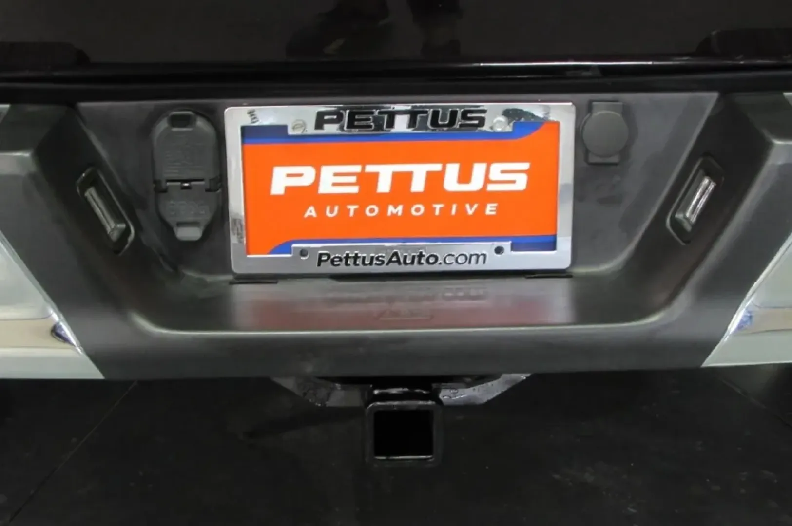 2020 /Medium Earth Gray Cloth Ford F-150 XLT (1FTEW1E55LK) with an Other engine, located at 12836 Highway 21, De Soto, MO, 63020, (636) 337-7777, 38.151867, -90.575615 - Discover the ultimate blend of power, versatility, and comfort with the 2020 Ford F-150, available now at Pettus Ford De Soto. Whether you're navigating the daily grind or embarking on weekend adventures, this truck is designed to elevate your lifestyle. With robust capabilities and a spacious inter - Photo#11