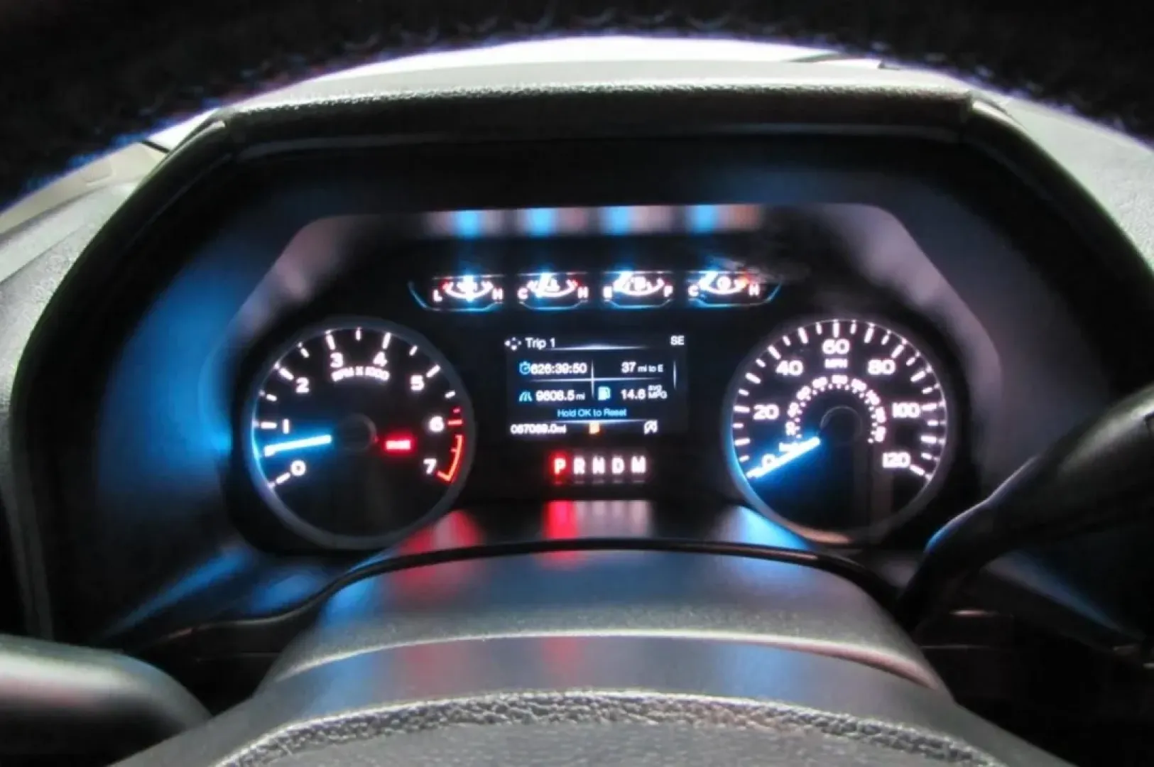 2020 /Medium Earth Gray Cloth Ford F-150 XLT (1FTEW1E55LK) with an Other engine, located at 12836 Highway 21, De Soto, MO, 63020, (636) 337-7777, 38.151867, -90.575615 - Discover the ultimate blend of power, versatility, and comfort with the 2020 Ford F-150, available now at Pettus Ford De Soto. Whether you're navigating the daily grind or embarking on weekend adventures, this truck is designed to elevate your lifestyle. With robust capabilities and a spacious inter - Photo#19