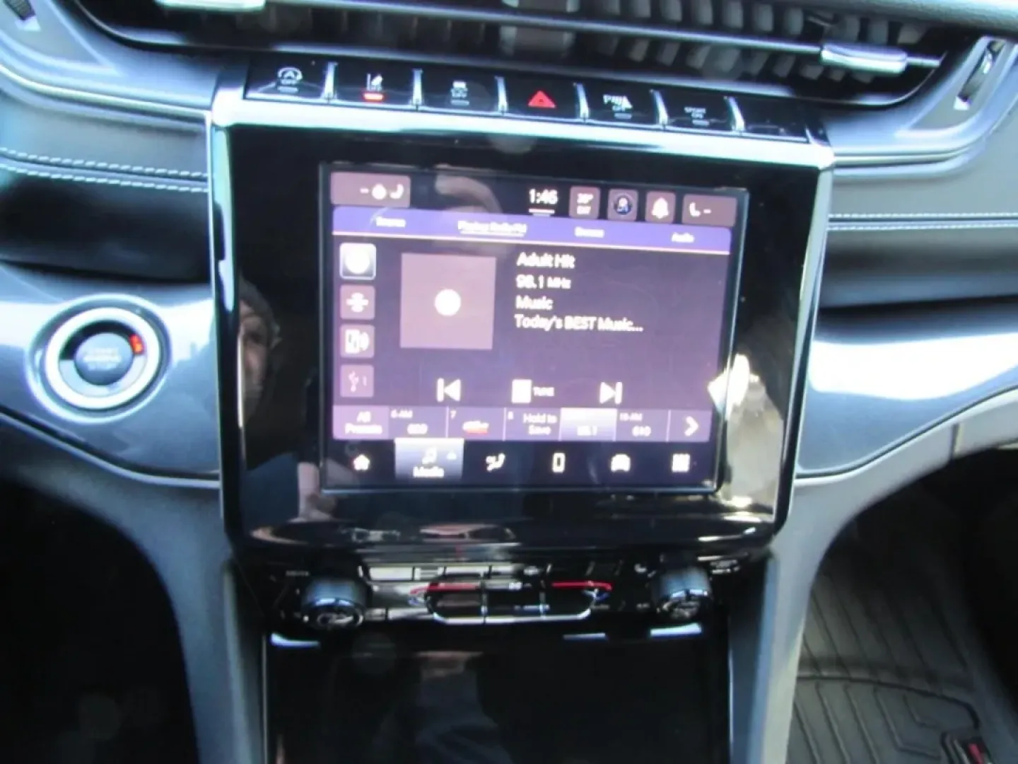 2023 /Black Jeep Grand Cherokee Altitude (1C4RJHAGXPC) with an 3.6L V6 DOHC 24V engine, 8A transmission, located at 12830 Highway 21, De Soto, MO, 63020, (636) 337-7777, 38.153099, -90.573624 - **Experience Adventure in Style: 2023 Jeep Grand Cherokee at Pettus CDJR DeSoto**<br /> <br /> Are you ready to elevate your lifestyle with the perfect blend of adventure and comfort? The 2023 Jeep Grand Cherokee is your gateway to unforgettable weekend getaways and daily adventures. Whether you're - Photo#19