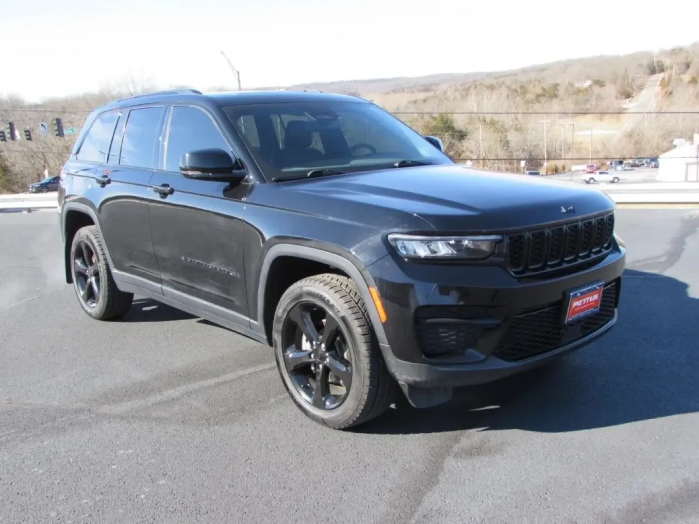2023 /Black Jeep Grand Cherokee Altitude (1C4RJHAGXPC) with an 3.6L V6 DOHC 24V engine, 8A transmission, located at 12830 Highway 21, De Soto, MO, 63020, (636) 337-7777, 38.153099, -90.573624 - **Experience Adventure in Style: 2023 Jeep Grand Cherokee at Pettus CDJR DeSoto**<br /> <br /> Are you ready to elevate your lifestyle with the perfect blend of adventure and comfort? The 2023 Jeep Grand Cherokee is your gateway to unforgettable weekend getaways and daily adventures. Whether you're - Photo#0