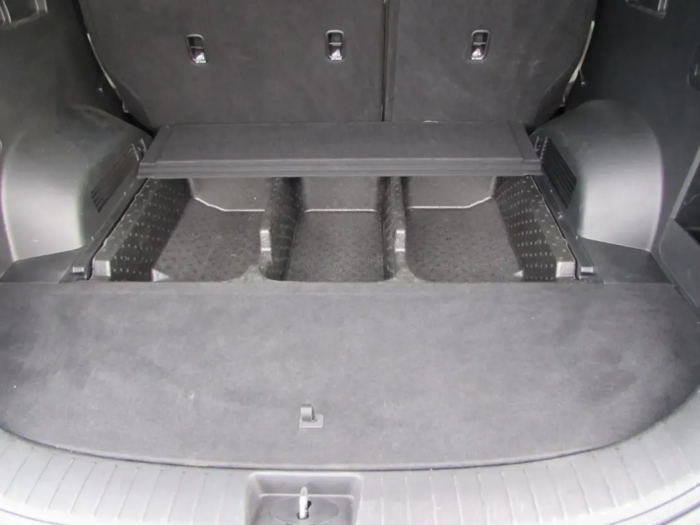 2023 /Beige Hyundai Santa Fe SEL (5NMS3DAJXPH) with an Other engine, Automatic transmission, located at 12830 Highway 21, De Soto, MO, 63020, (636) 337-7777, 38.153099, -90.573624 - **Adventure Awaits: Explore the 2023 Hyundai Santa Fe at Pettus CDJR DeSoto!**<br /> <br /> Are you ready to rev up your lifestyle? Whether you're planning a weekend getaway or tackling daily commutes, the 2023 Hyundai Santa Fe is your perfect companion for every journey. With its spacious interior - Photo#31